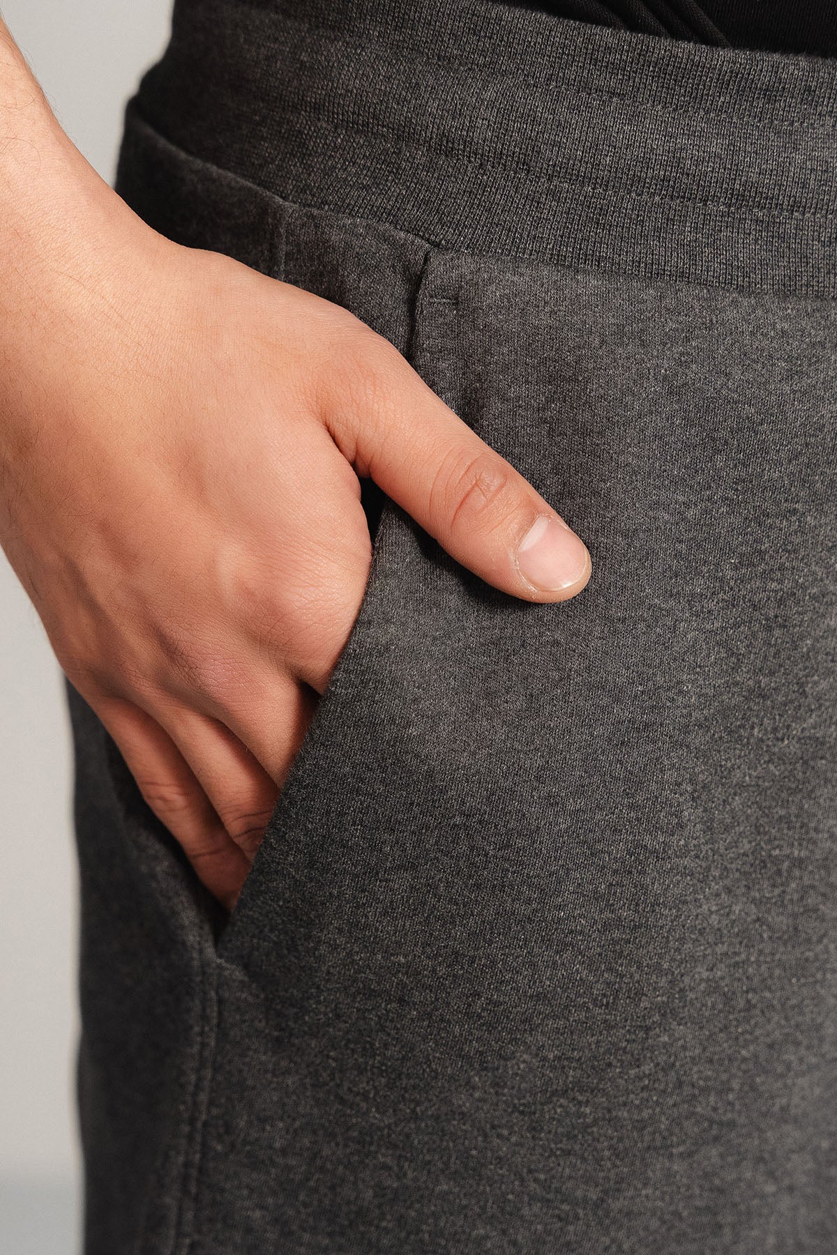 BASIC SHORTS - REGULAR DOUBLE KNIT - Image 2