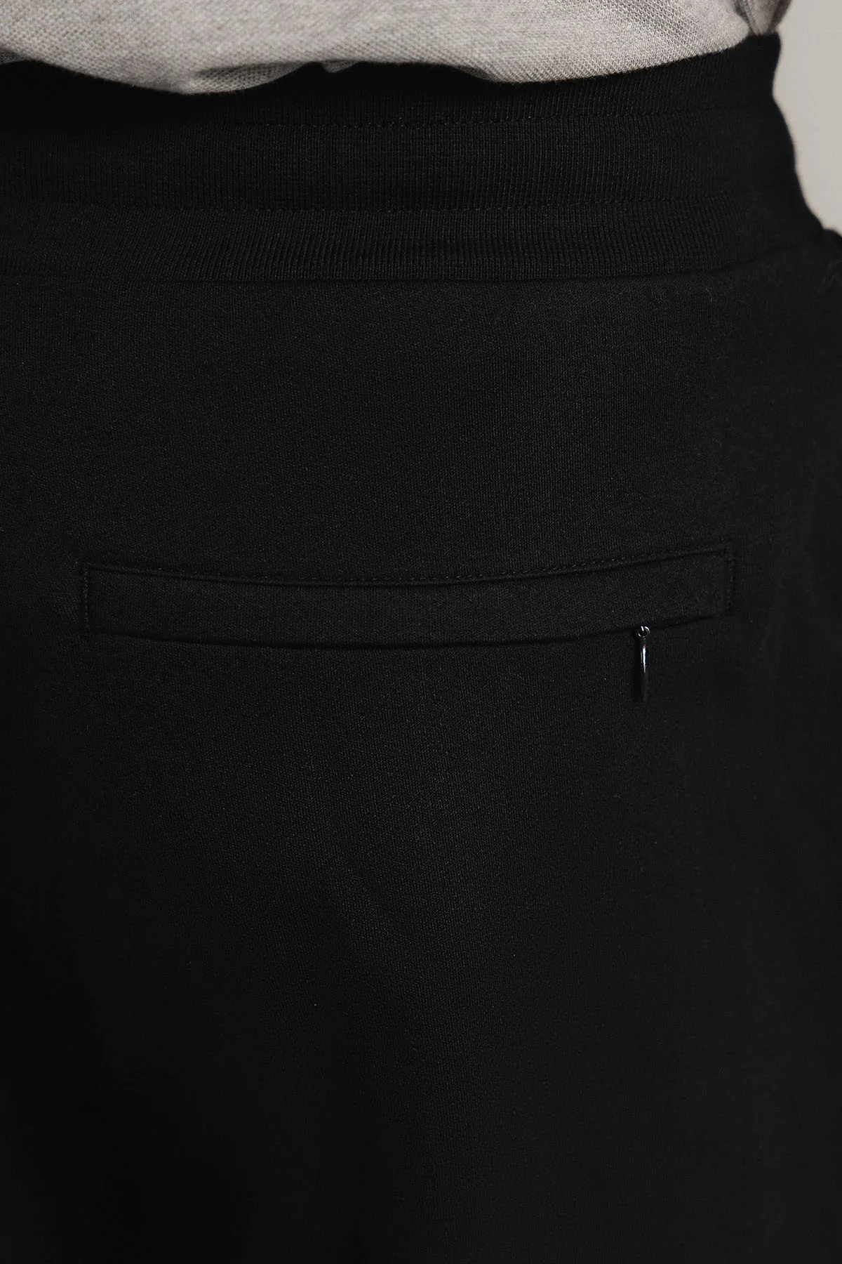 CASUAL DRAWSTRING INTERLOCK SHORTS - Image 6