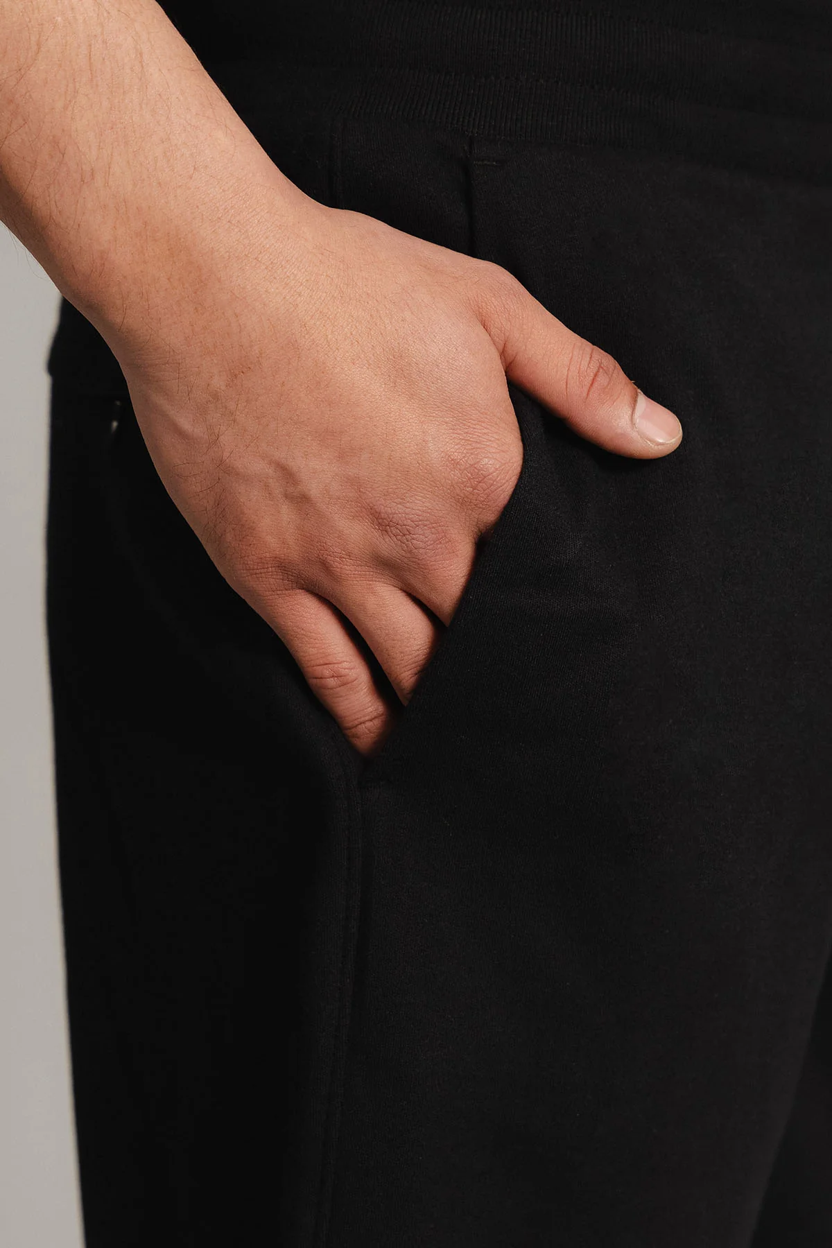 CASUAL DRAWSTRING INTERLOCK SHORTS - Image 7