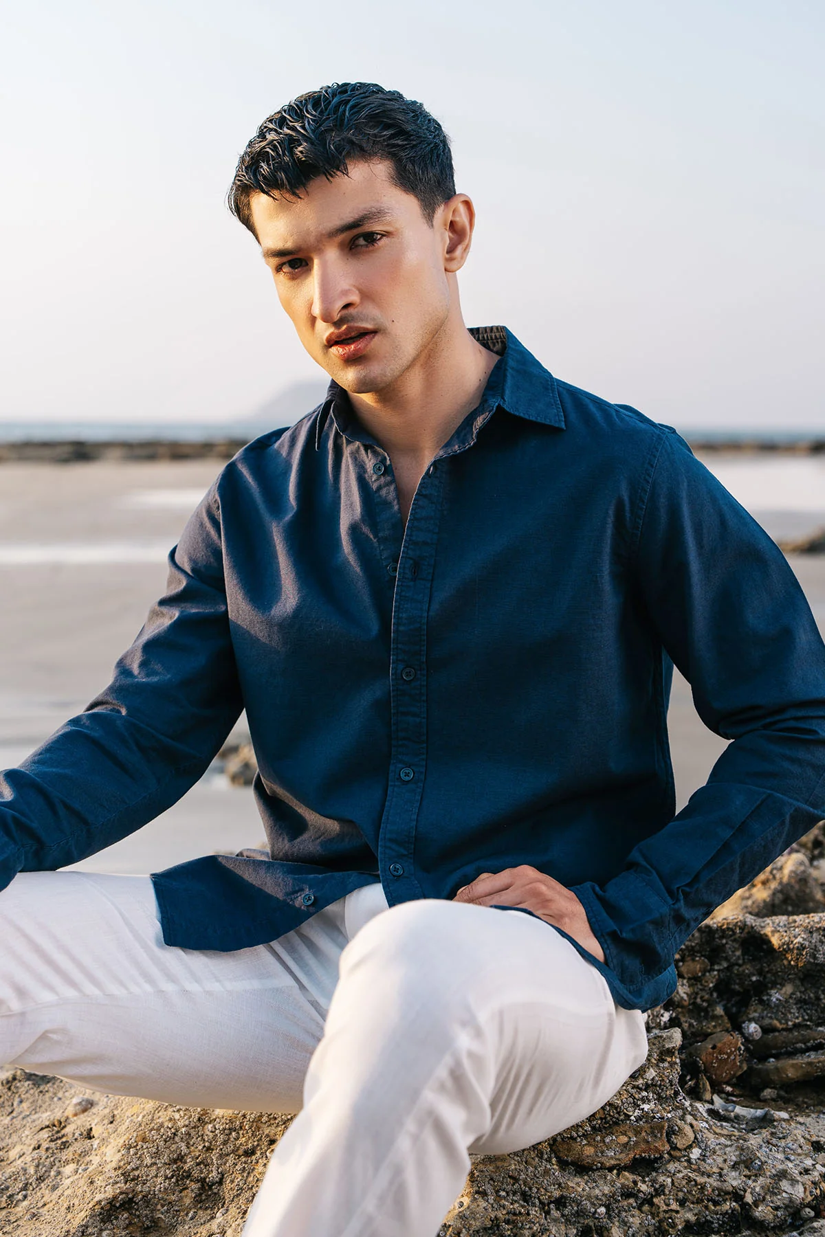 CLASSIC LINEN SHIRT - Image 7