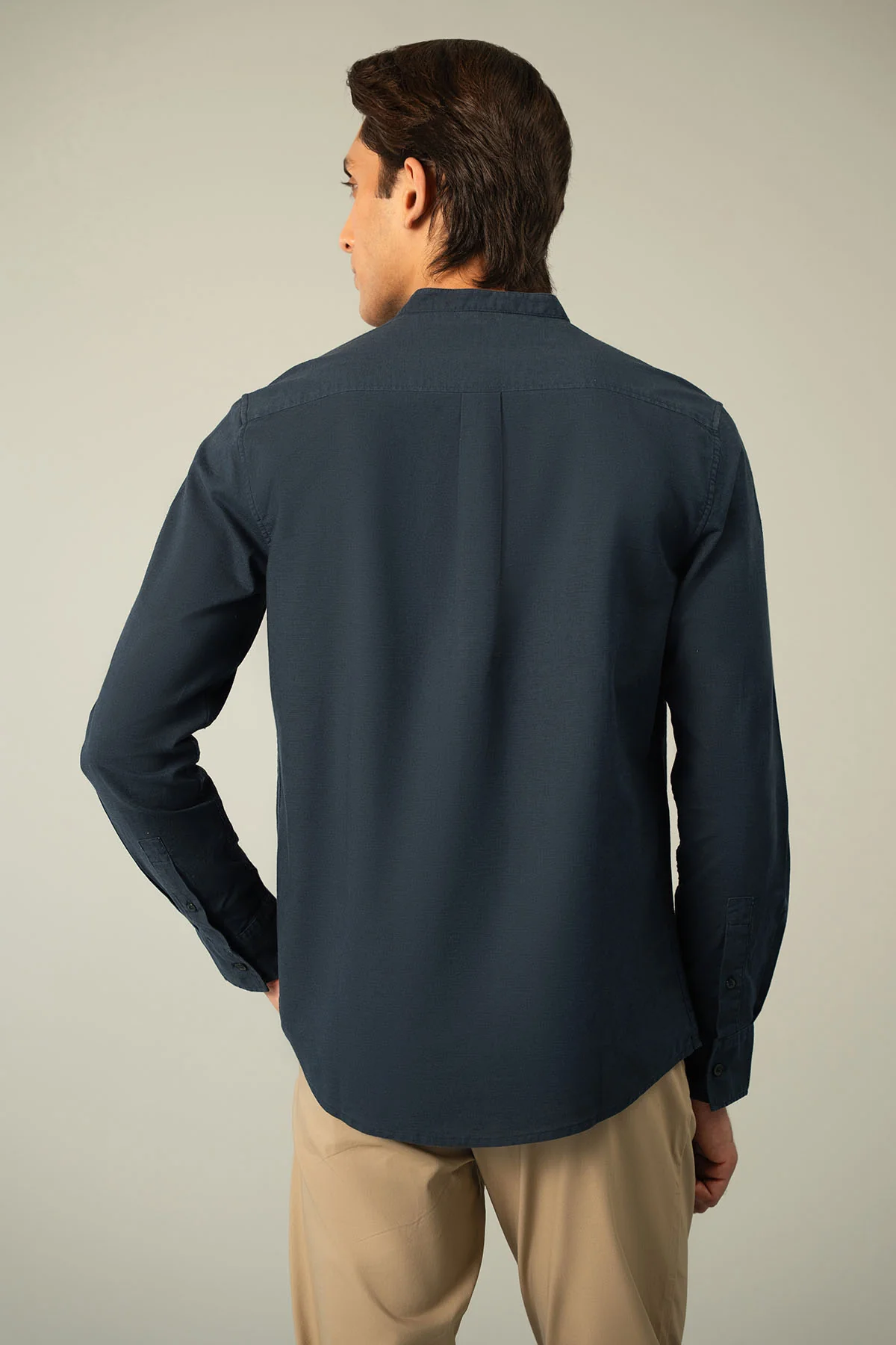 CLASSIC LINEN SHIRT - Image 4