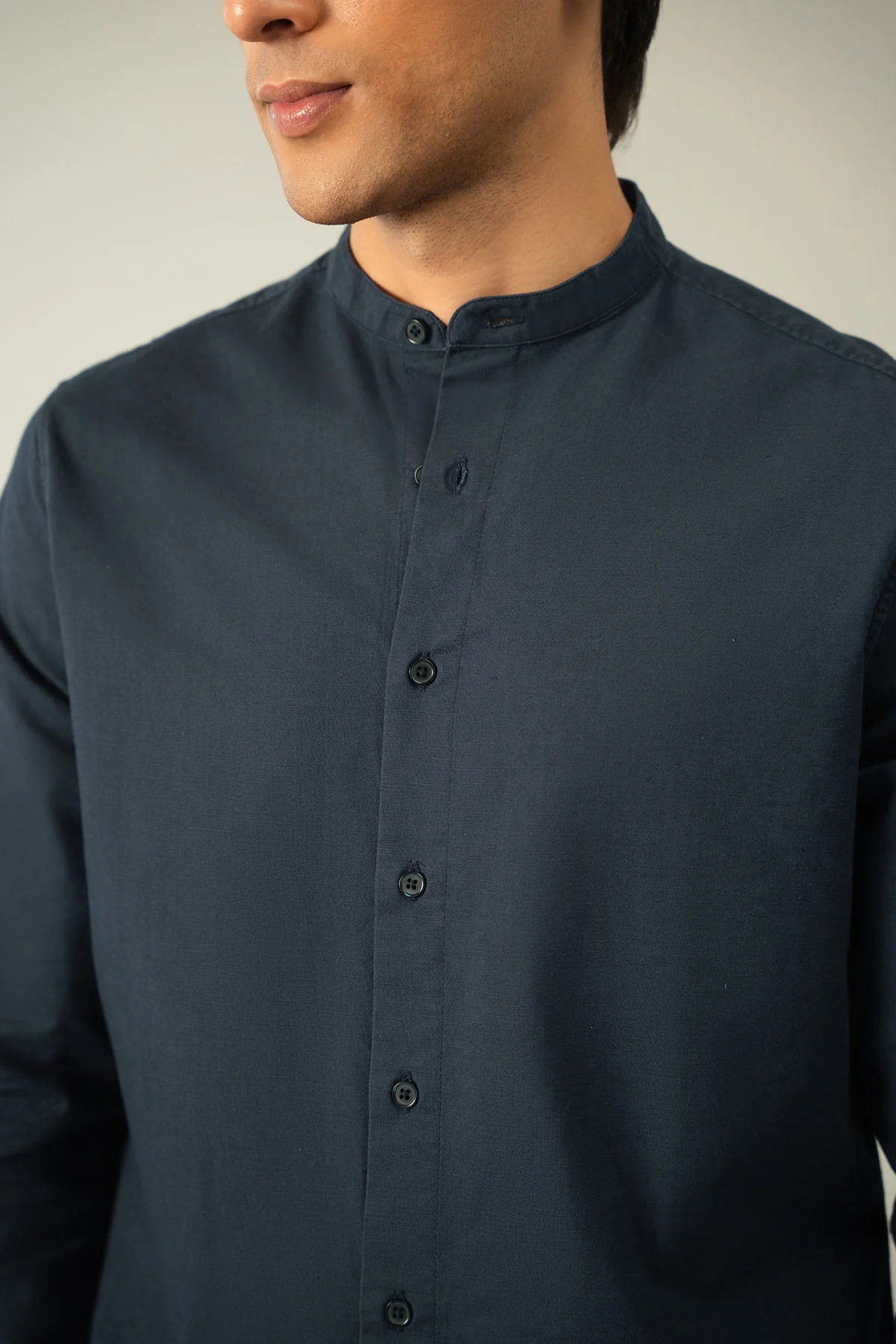 CLASSIC LINEN SHIRT - Image 5