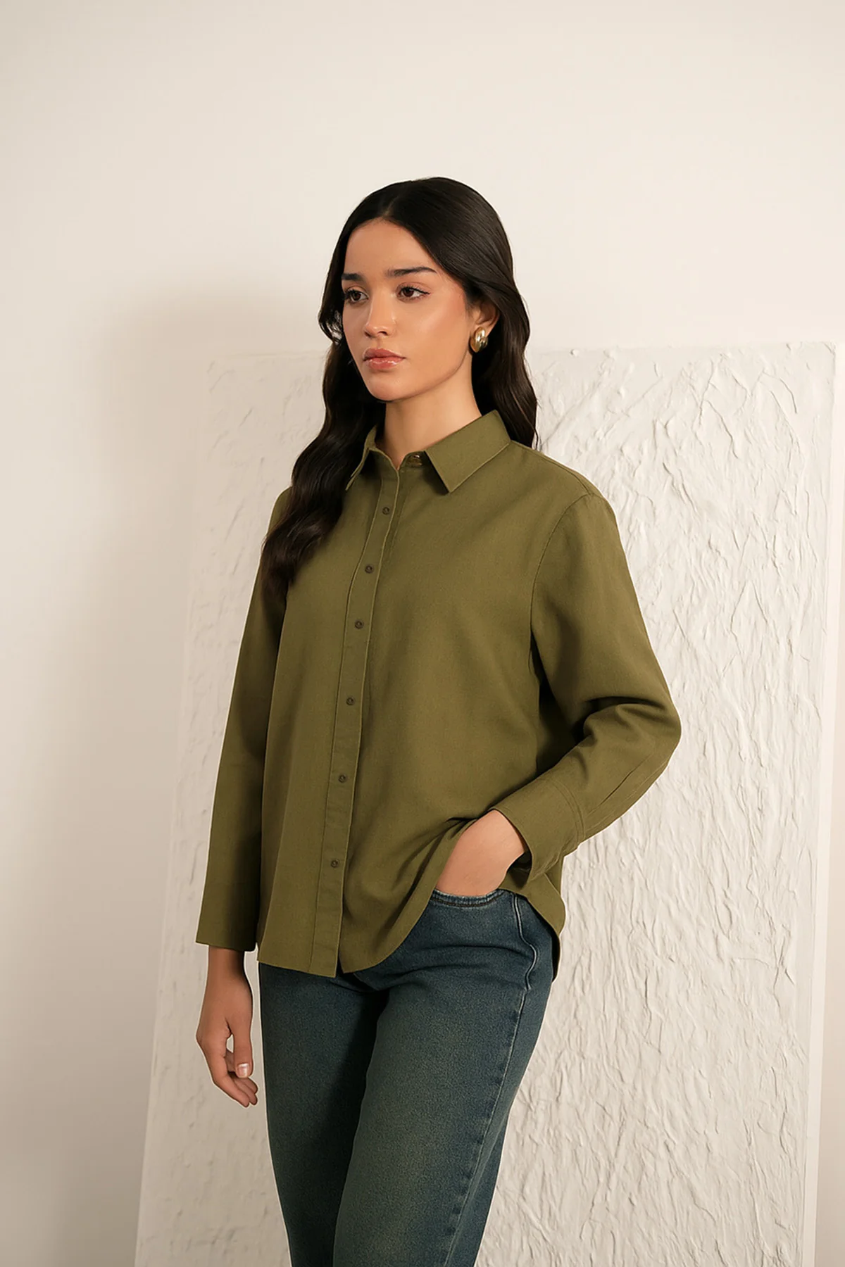 CLASSIC LINEN SHIRT