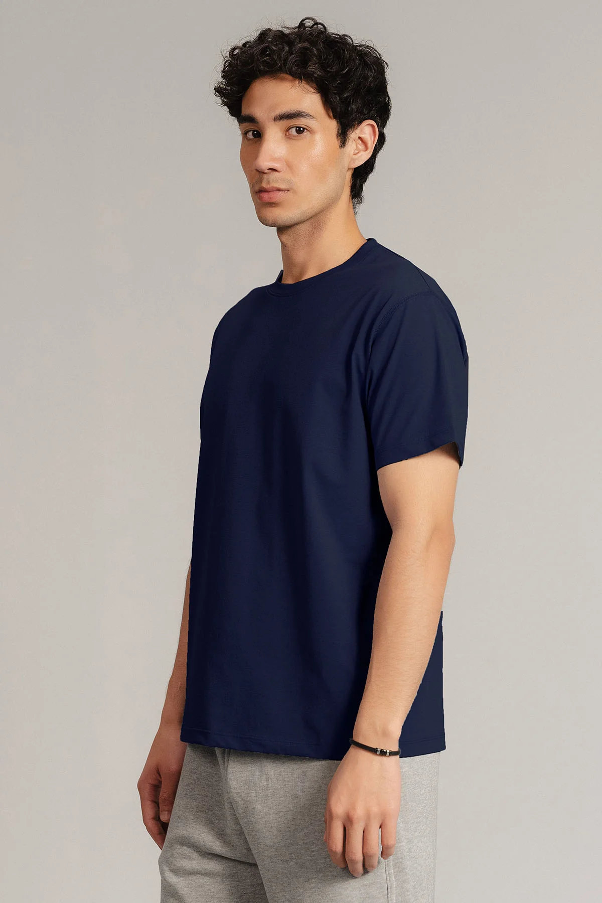 CLASSIC SPORTS T-SHIRT- ACTIVEWEAR - Image 4