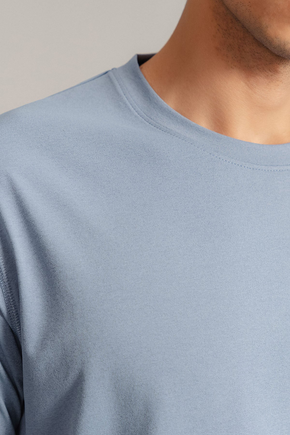 CLASSIC SPORTS T-SHIRT- ACTIVEWEAR - Image 8