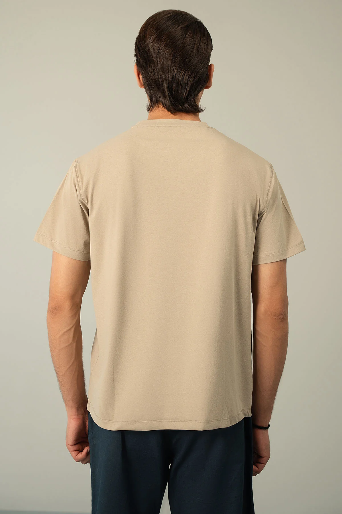 CLASSIC SPORTS T-SHIRT - ACTIVEWEAR - Image 3