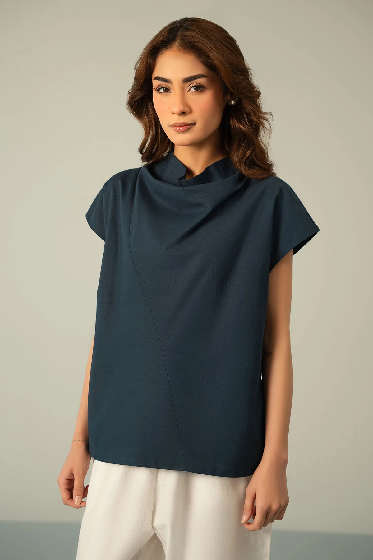 COWL NECK LINEN TOP - Image 4