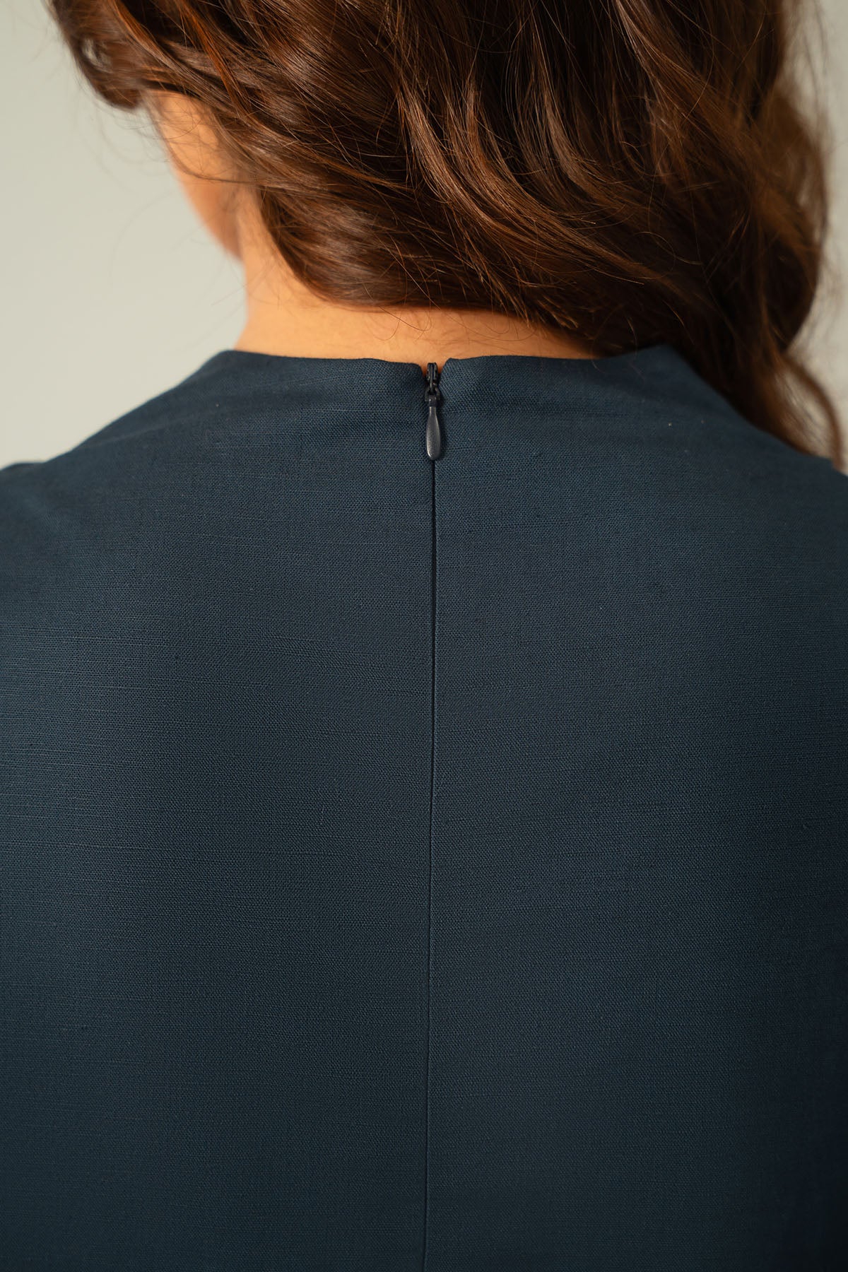 COWL NECK LINEN TOP - Image 7