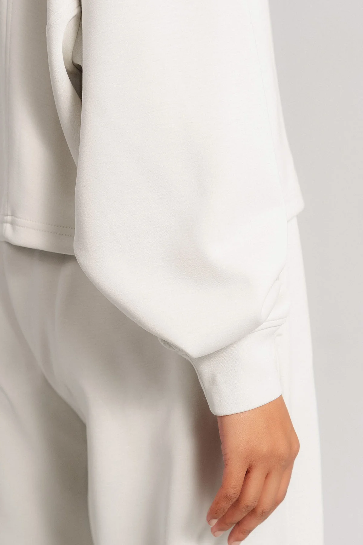 CREW NECK SWEATSHIRT CLOUDLUX LIGHT - Image 5