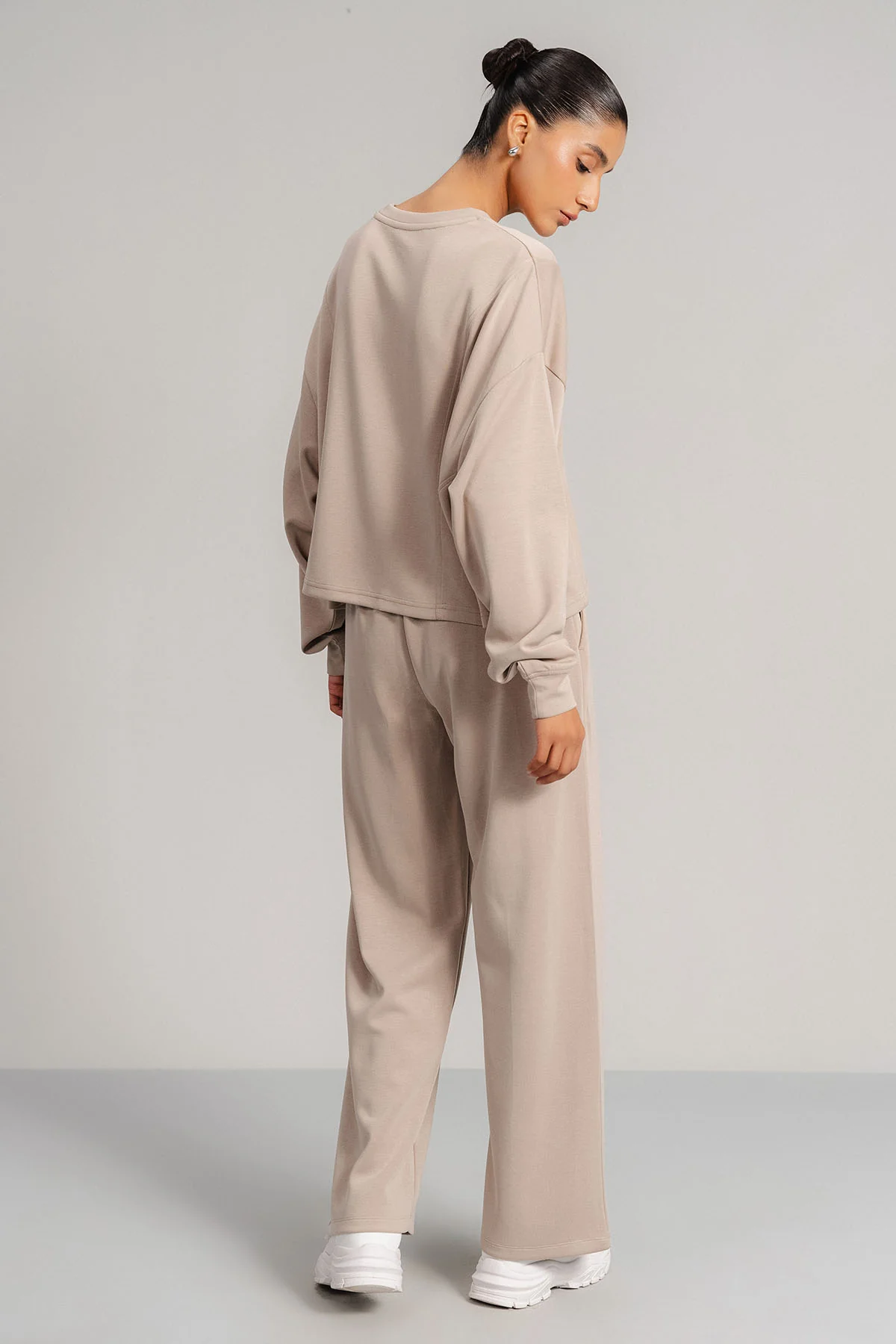 CREW NECK SWEATSHIRT CLOUDLUX LIGHT - Image 3