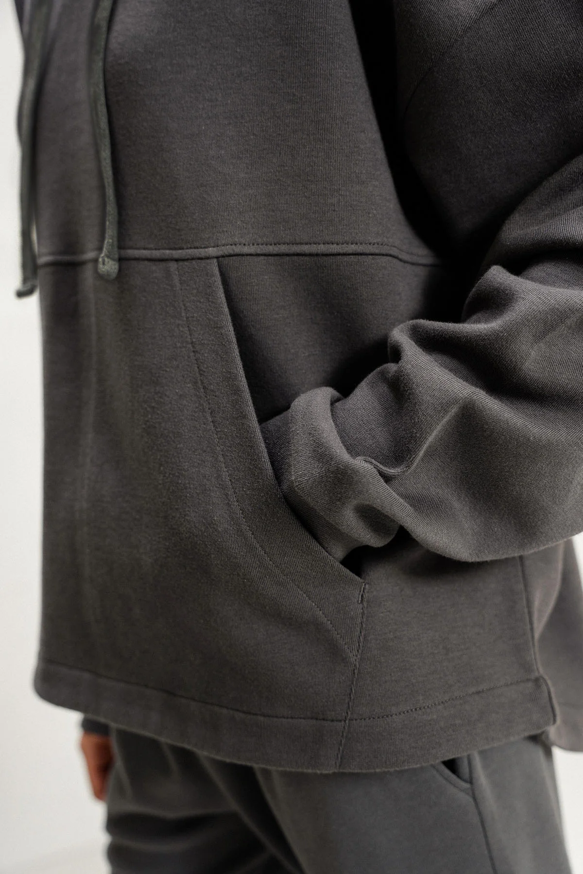 OVERSIZED HOODIE - LIGHT - Image 4