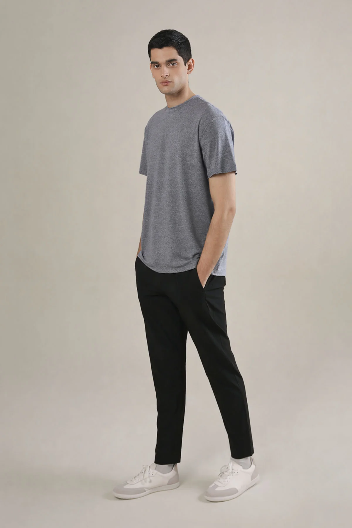 EASY FLOW TEE