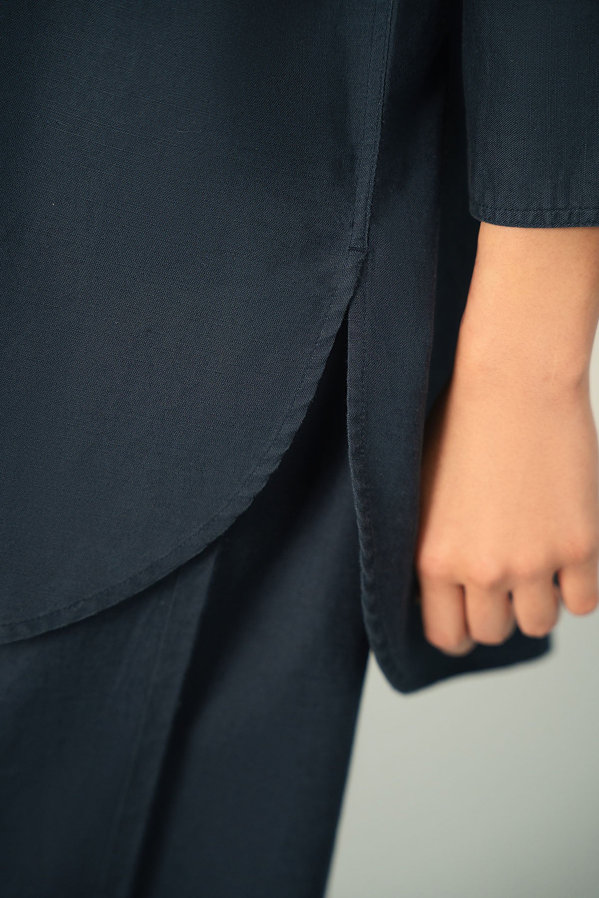 EASY LINEN SHIRT - Image 6