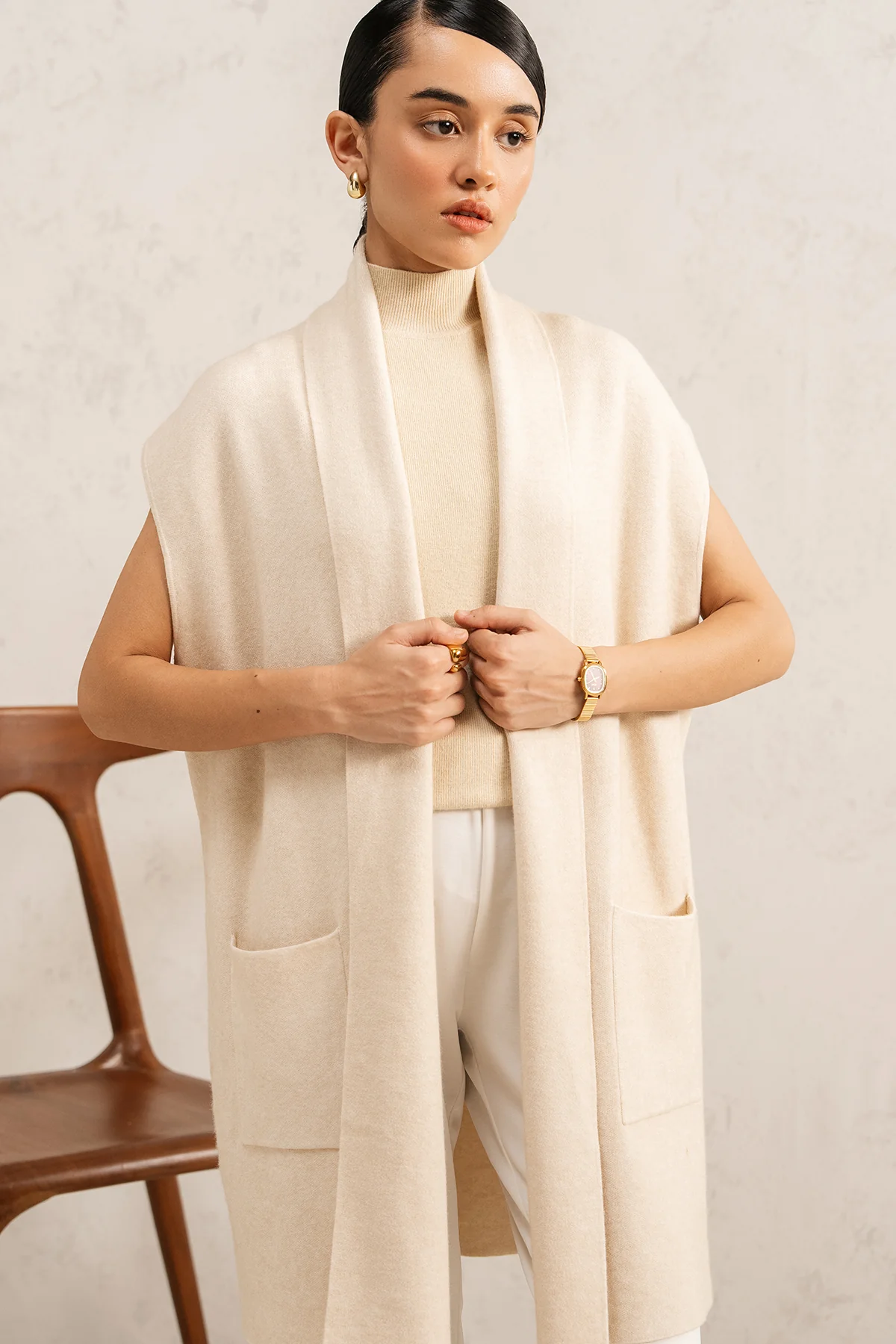 EVERYDAY SLEEVELESS CARDIGAN - Image 6