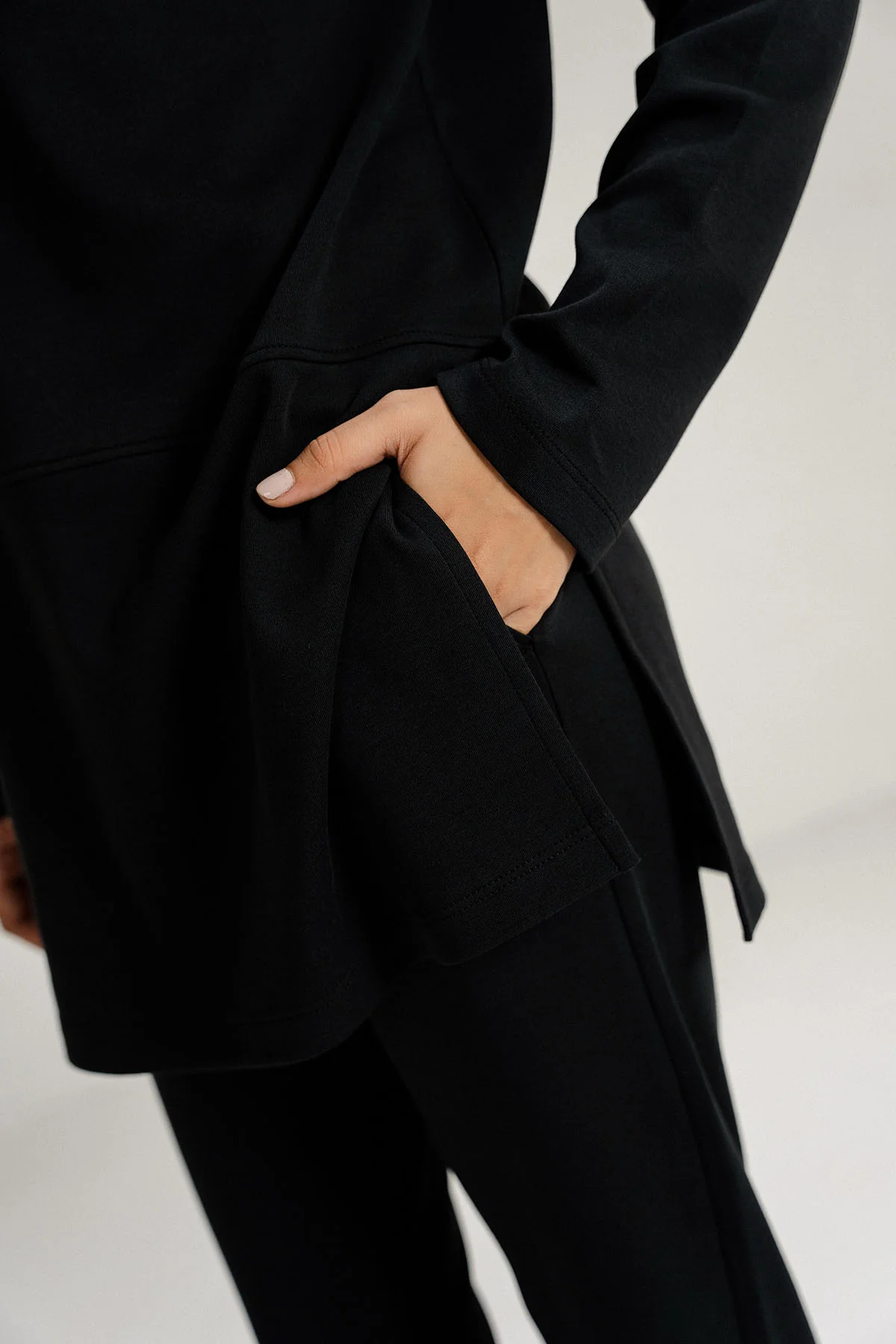 COWL NECK SWEATSHIRT - Image 3