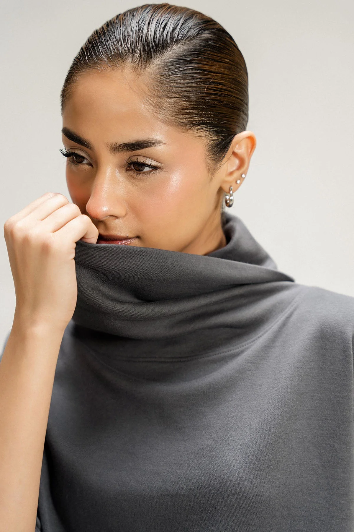 COWL NECK SWEATSHIRT - Image 5