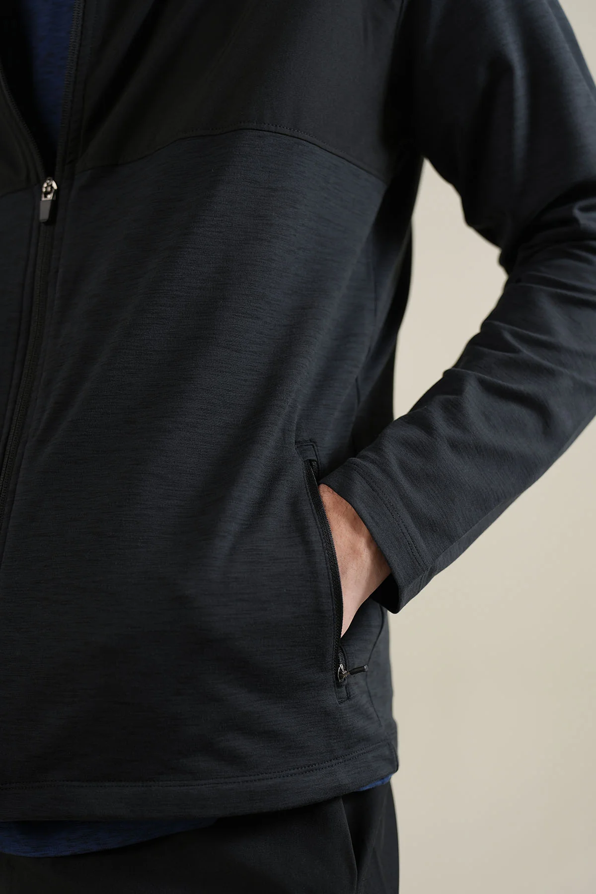 MEN ACTIVE TECH JACKET - Image 3