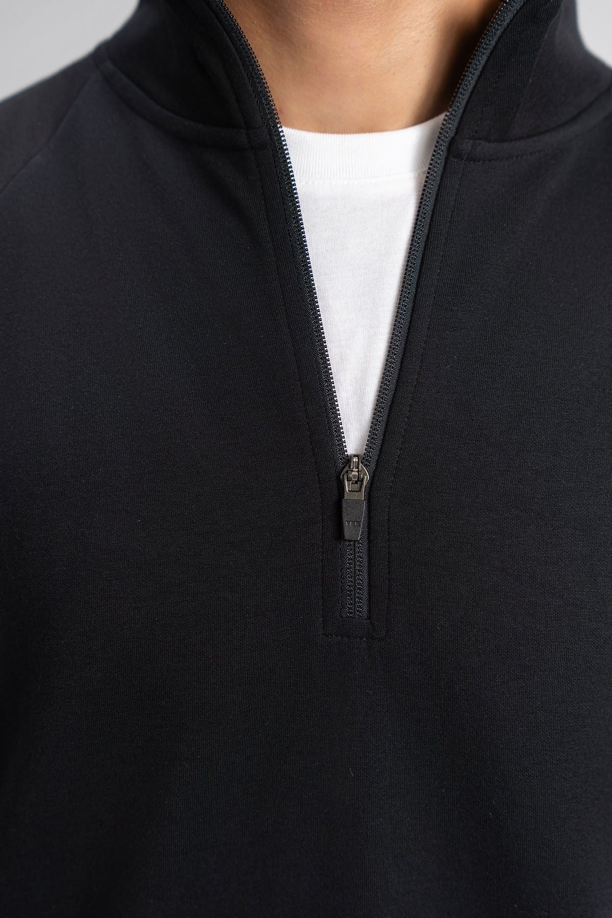 MEN QUARTER ZIP-DOUBLE KNIT - Image 2