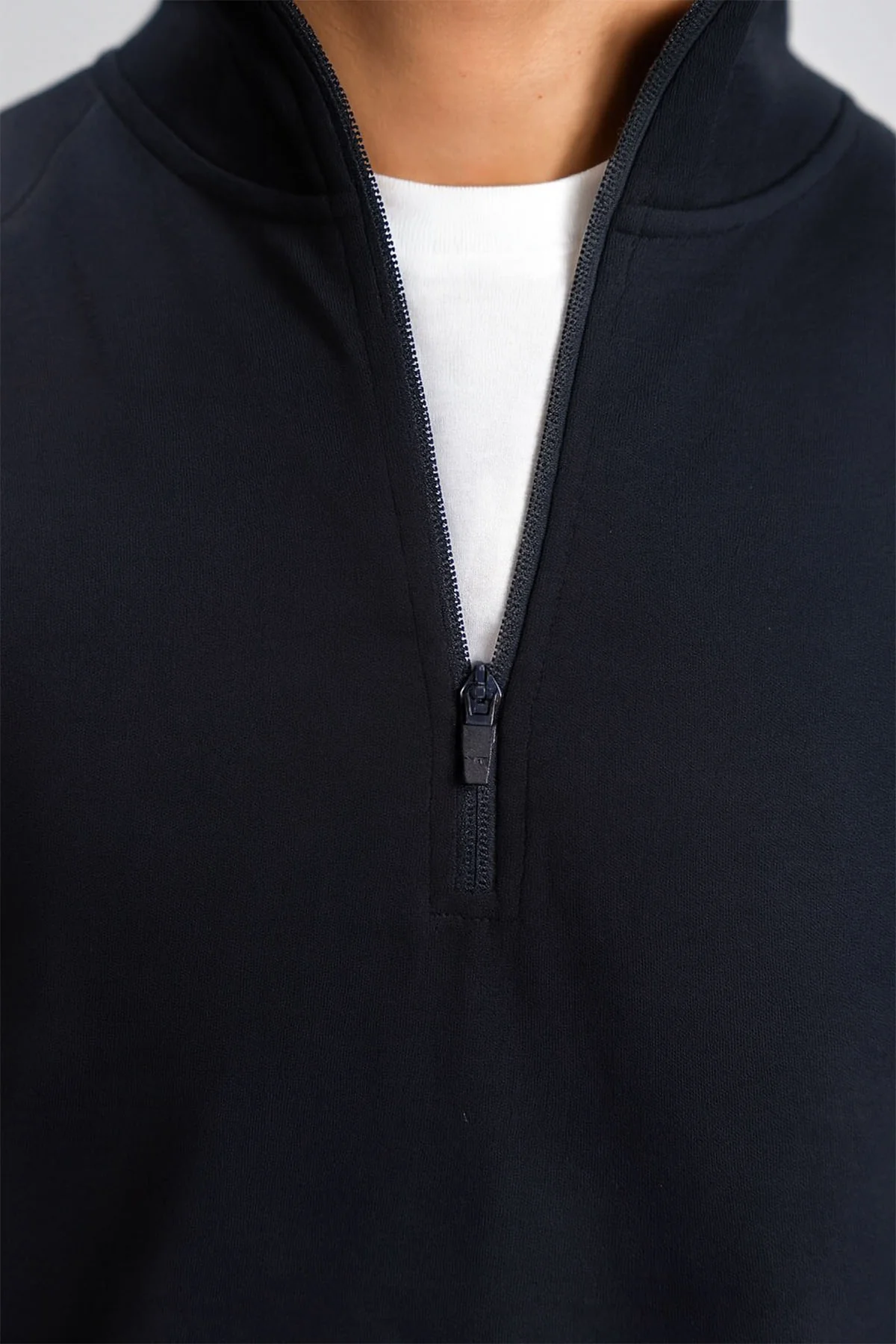 MEN QUARTER ZIP-DOUBLE KNIT - Image 4