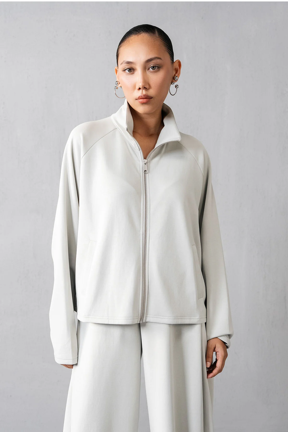 MOCK NECK ZIPPER - CLOUDLUX - Image 6