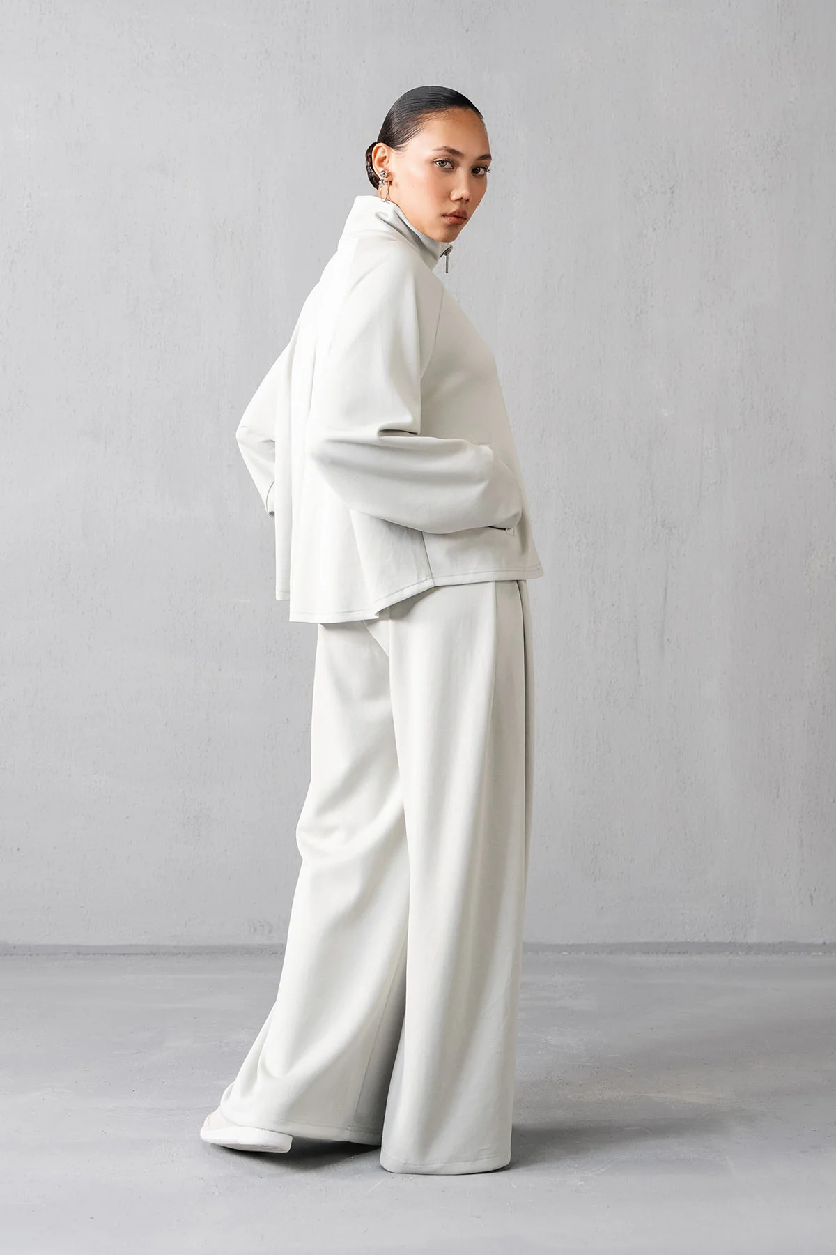 MOCK NECK ZIPPER - CLOUDLUX - Image 7
