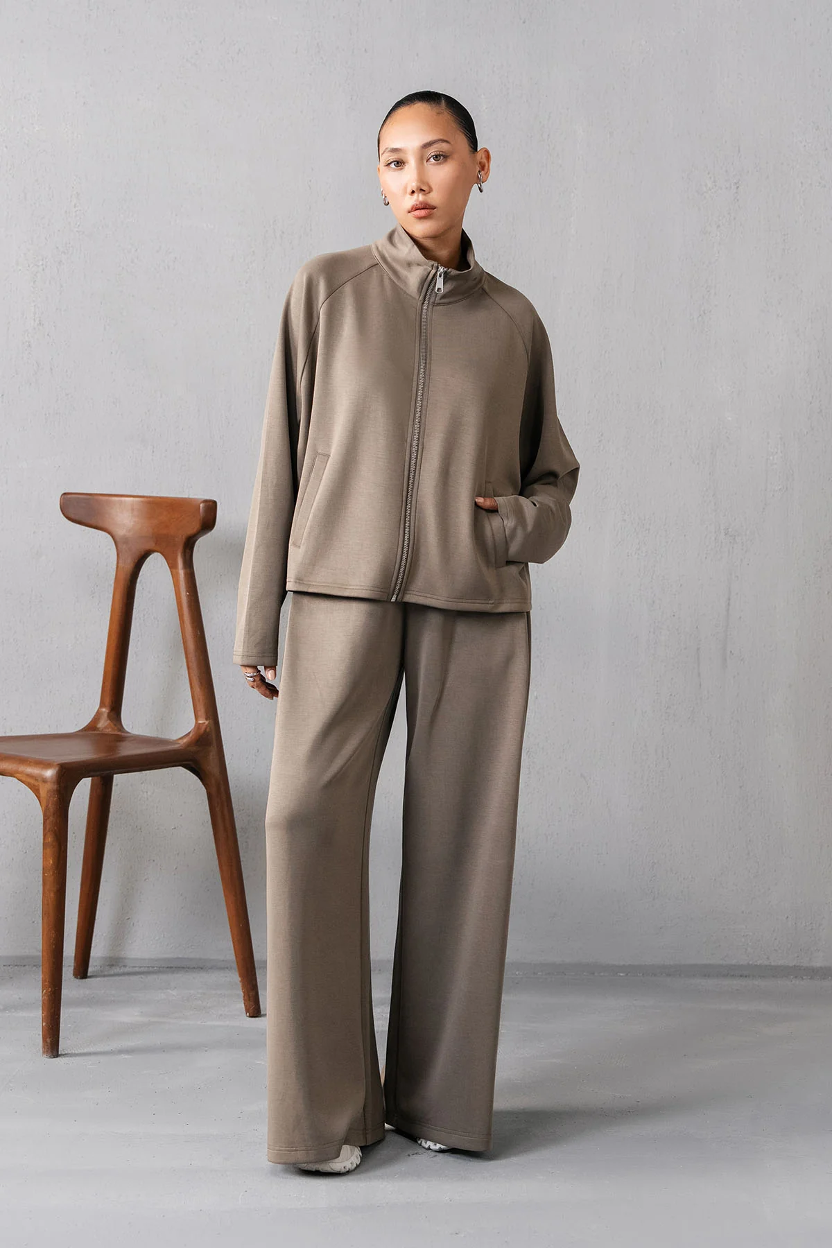 MOCK NECK ZIPPER - CLOUDLUX