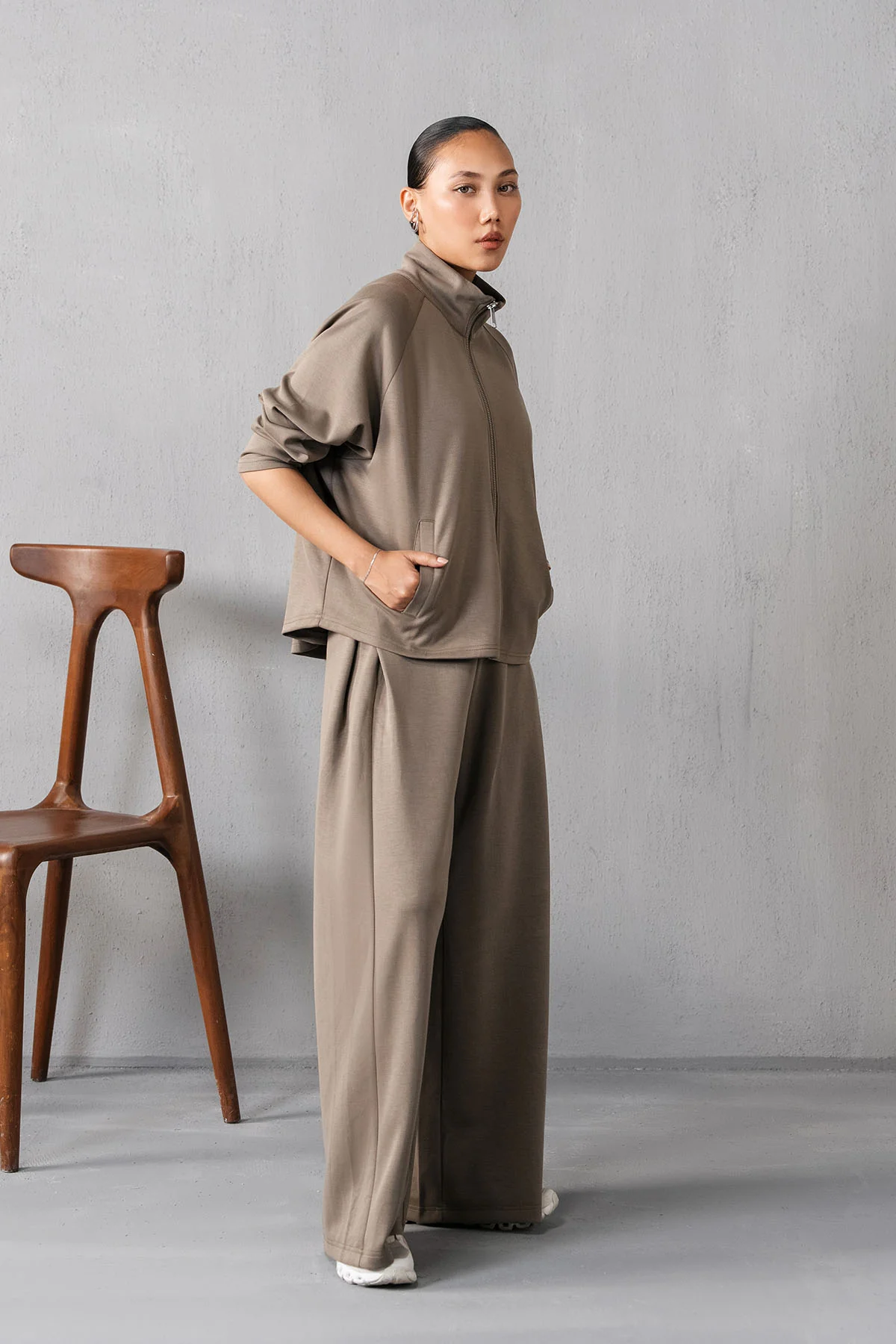 MOCK NECK ZIPPER - CLOUDLUX - Image 4