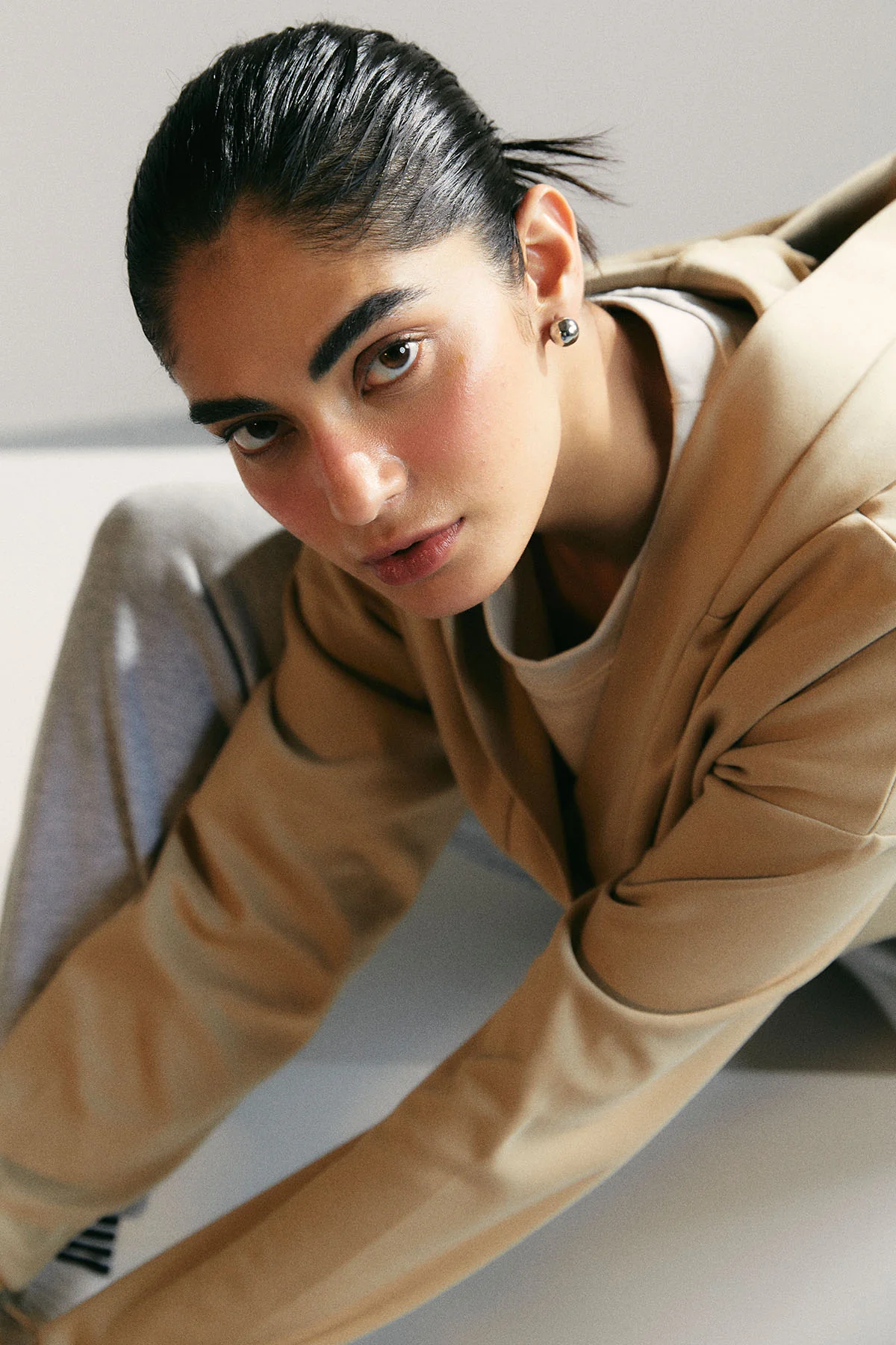 OPEN PLACKET PULLOVER HOODIE - Image 3
