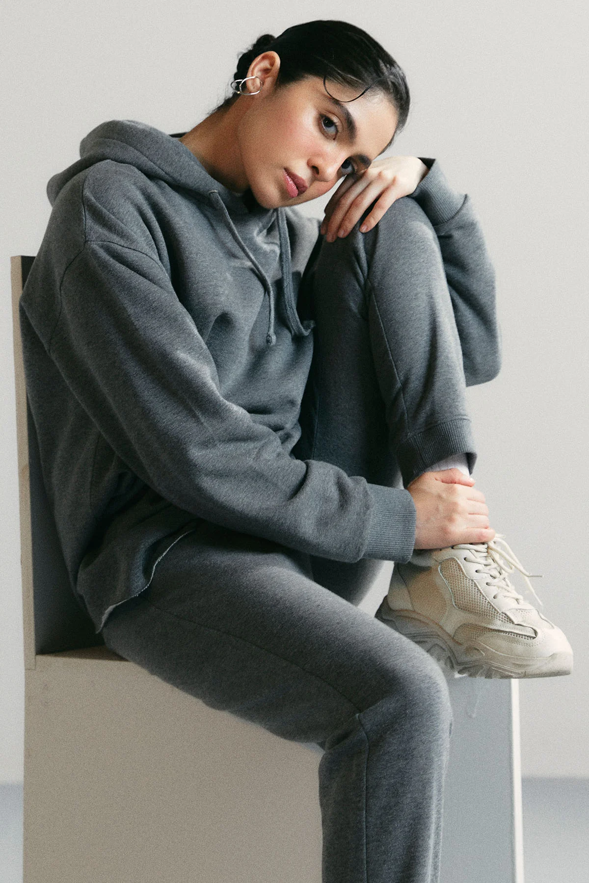 OVERSIZED LONG  HOODIE - PIMA FLEECE - Image 4