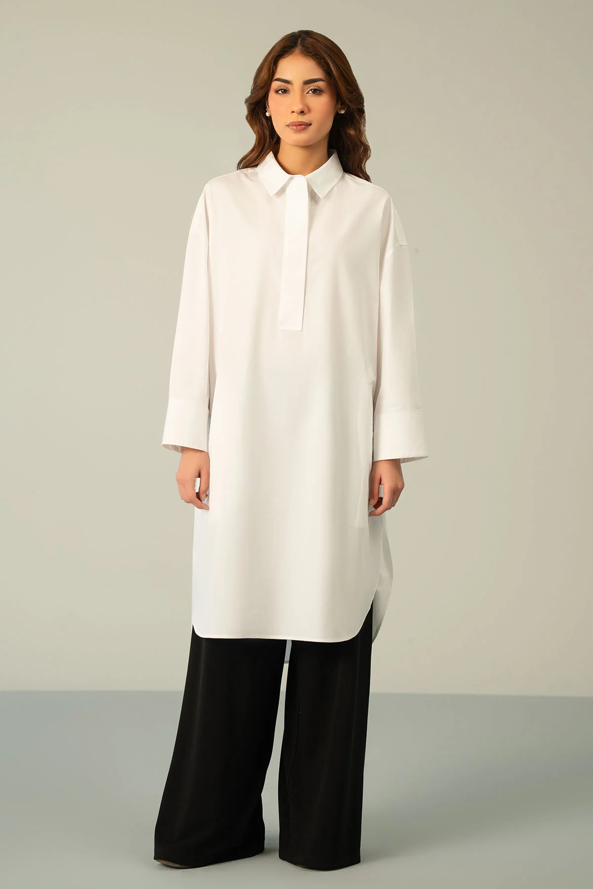 ROUND HEM POPLIN SHIRT - Image 7