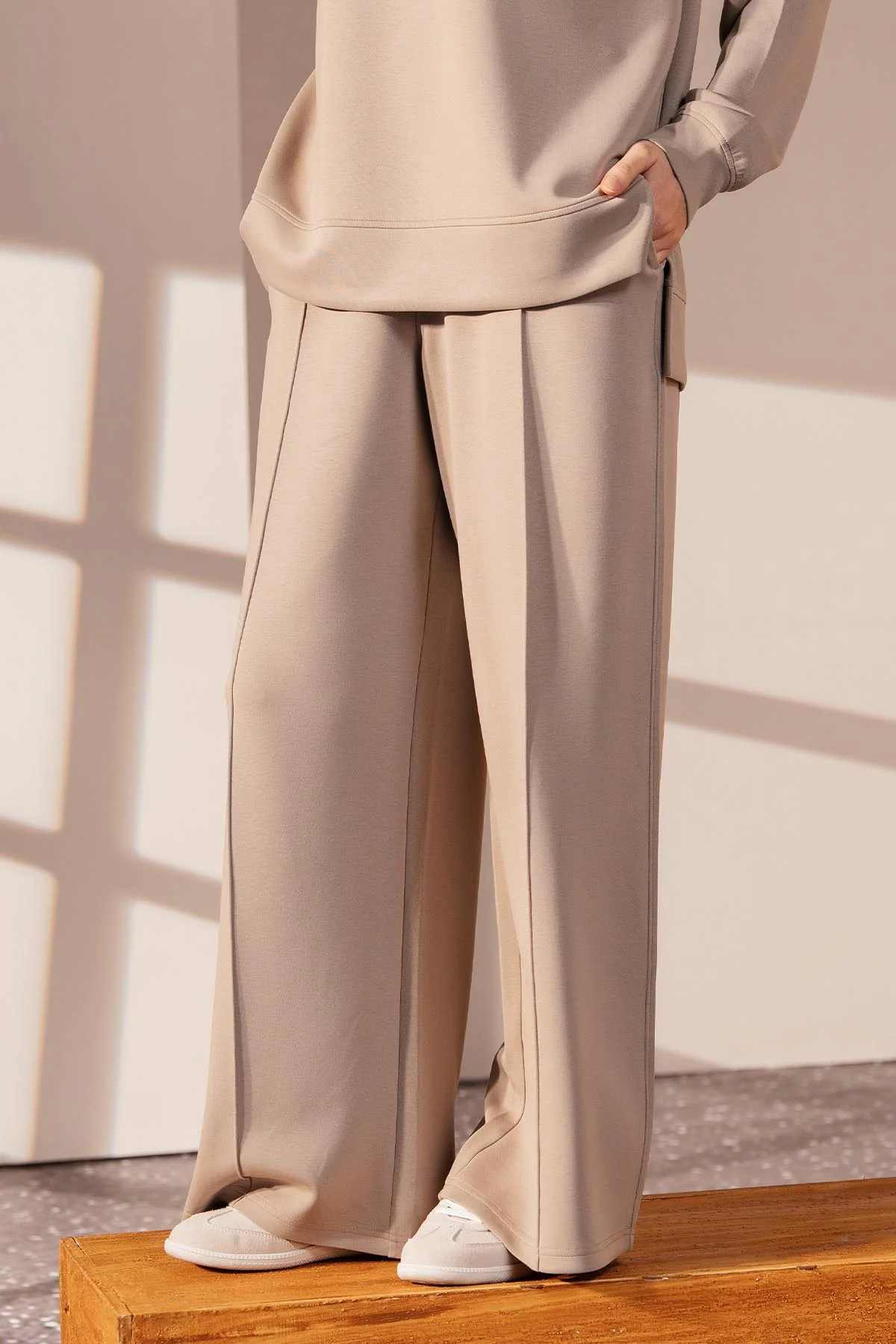 PLEATED WIDE TROUSER CLOUDLUX
