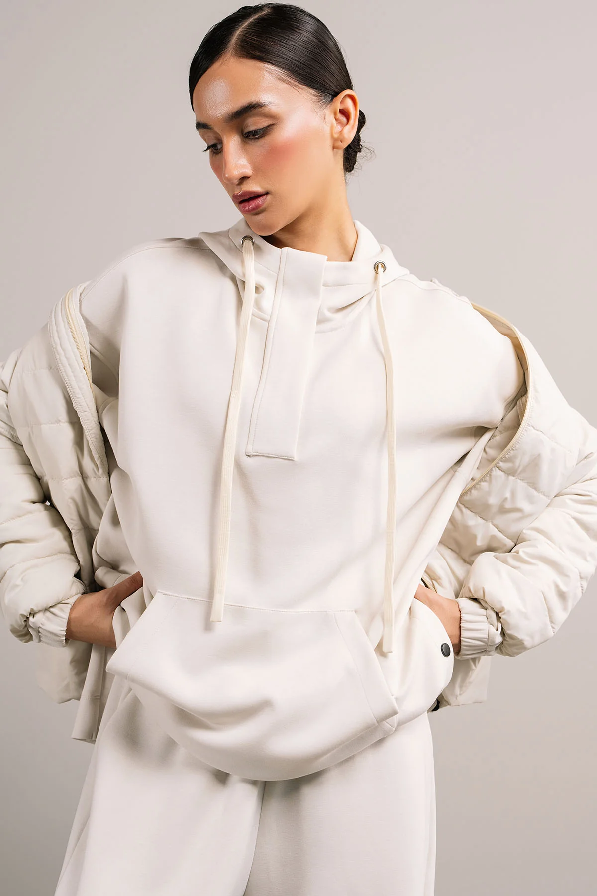 FULL SLEEVES PUFFER JACKET - Image 4