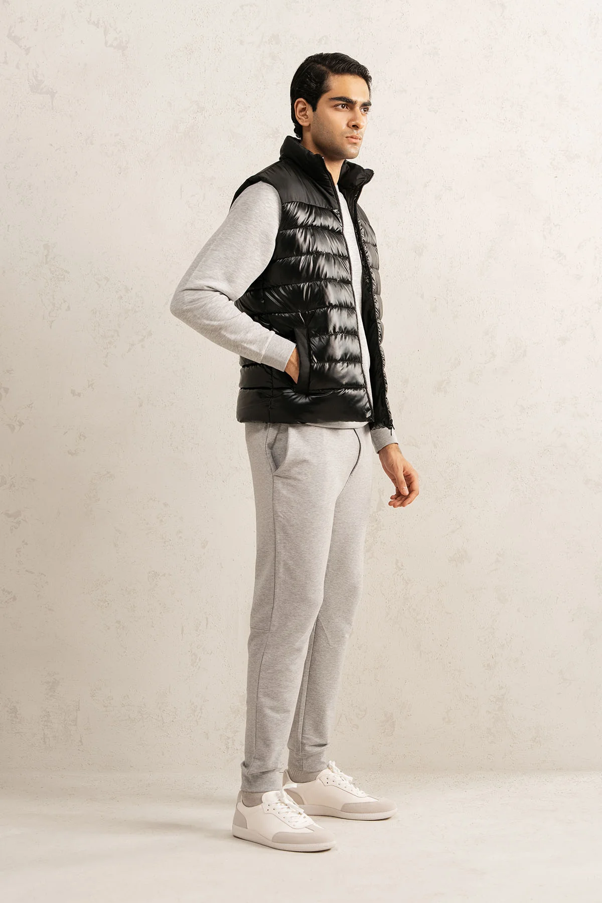 PUFFER DOWN VEST - Image 5