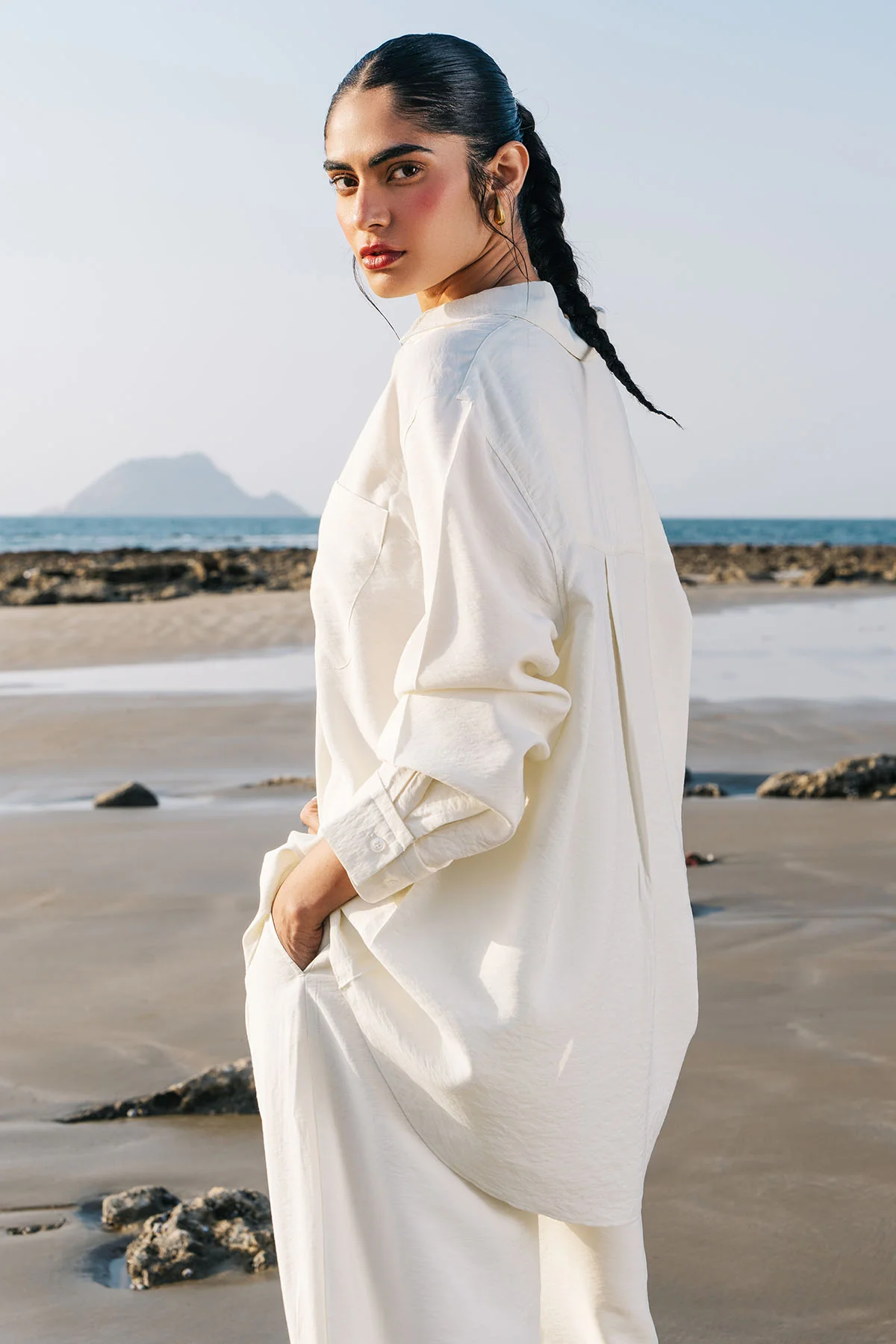 RELAXED FIT BUTTON DOWN SHIRT - WRINKLED - Image 5