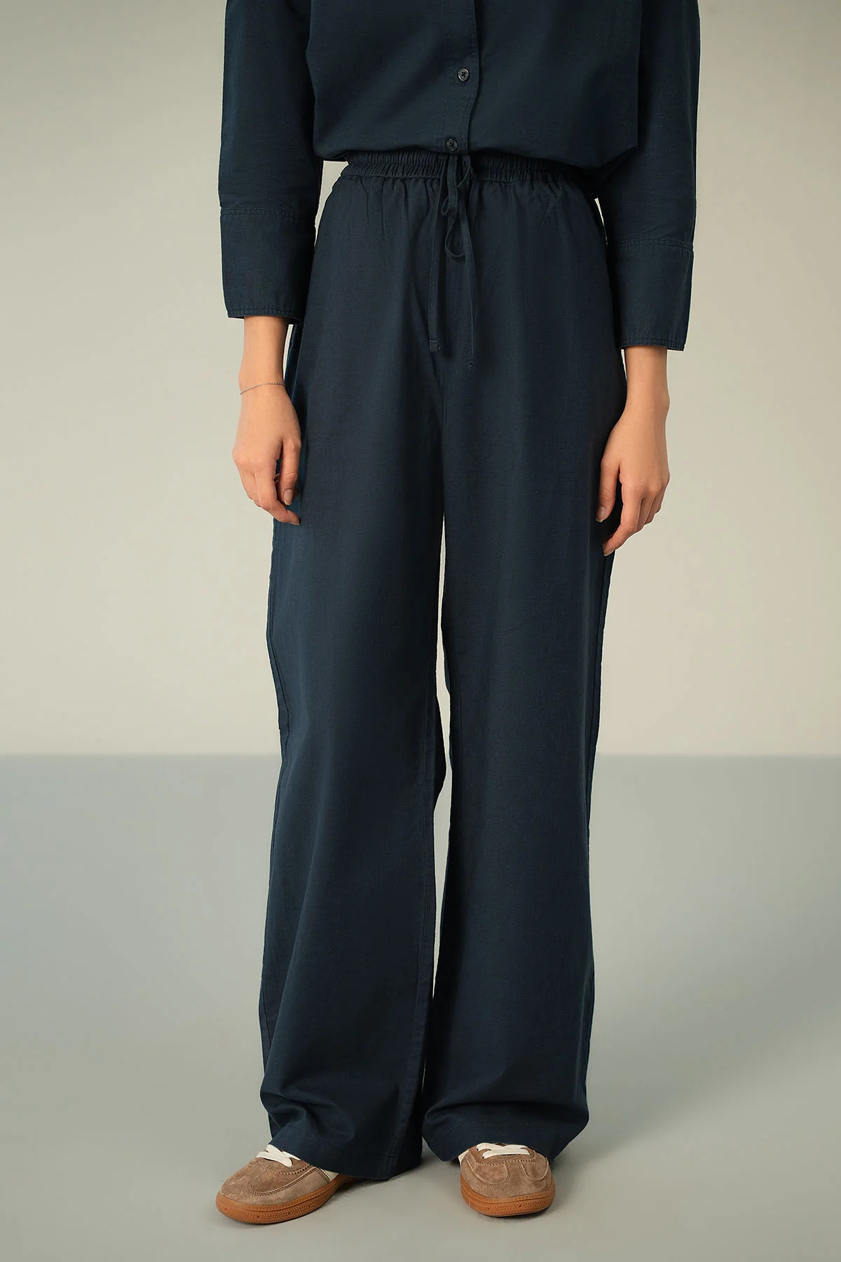 RELAXED LINEN PANTS