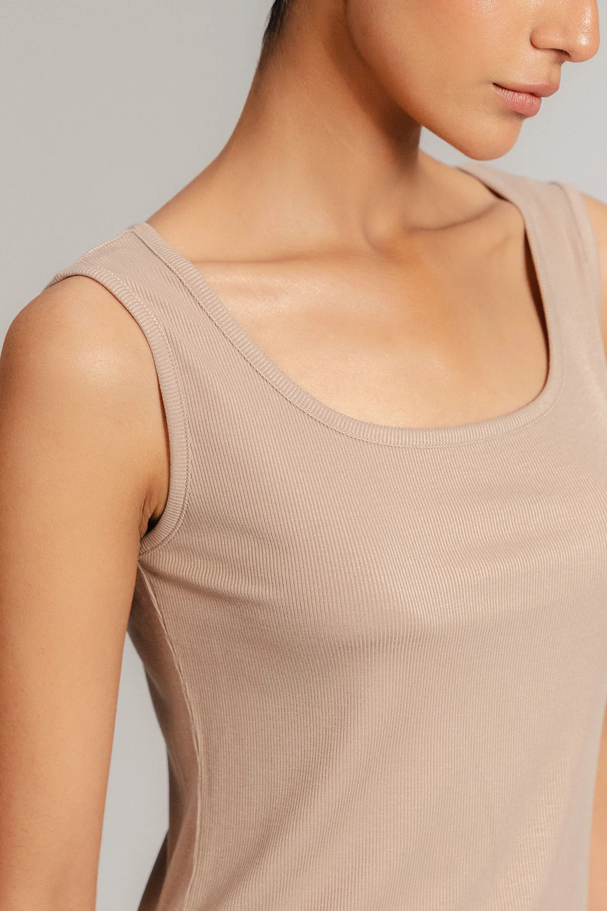 RIBBED ROUND NECK TANK TOP - Image 5
