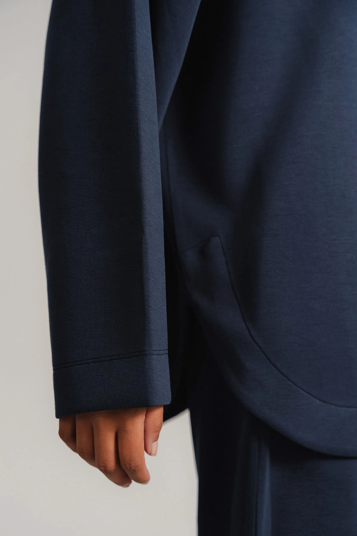 COWL NECK SHIRT CLOUDLUX LIGHT - Image 5