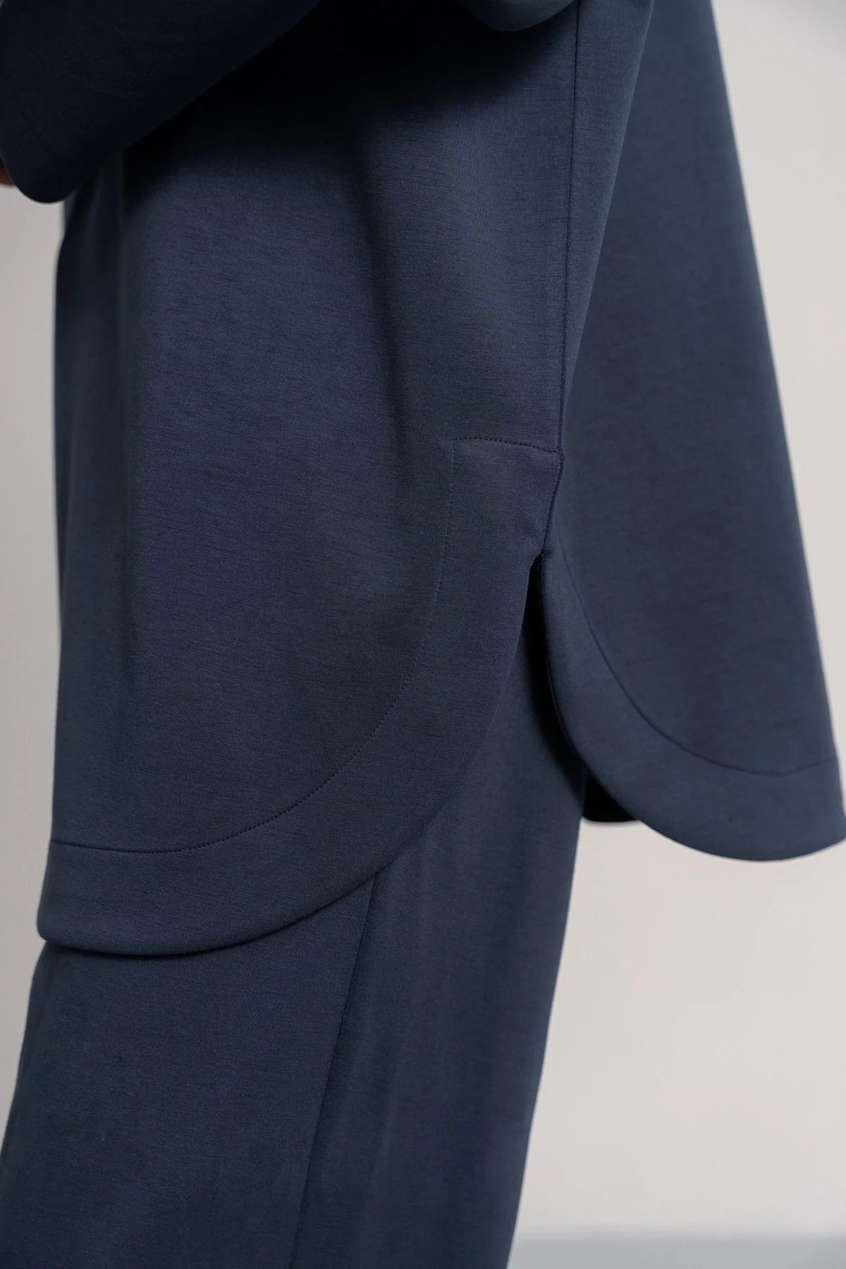 COWL NECK SHIRT CLOUDLUX LIGHT - Image 7