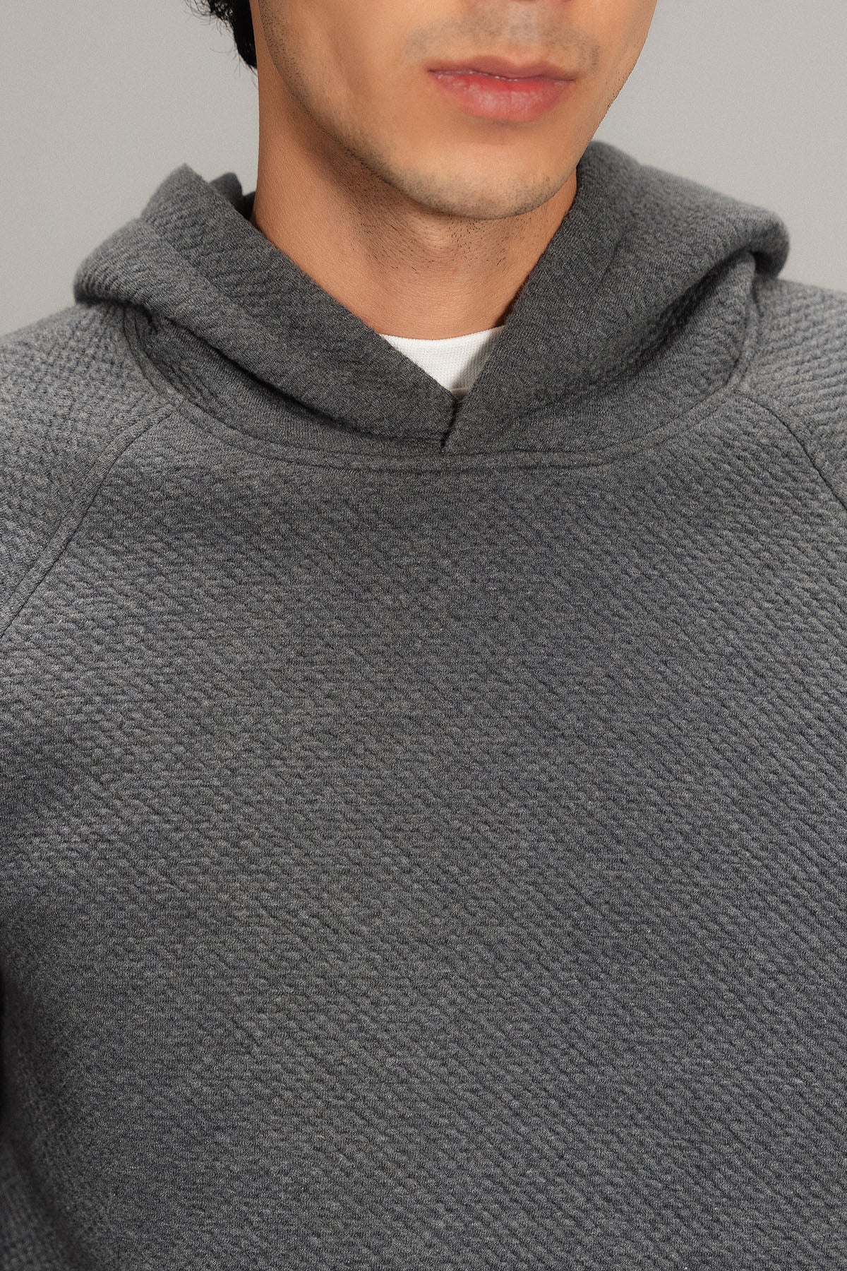 TEXTURED HOODIE - Image 8