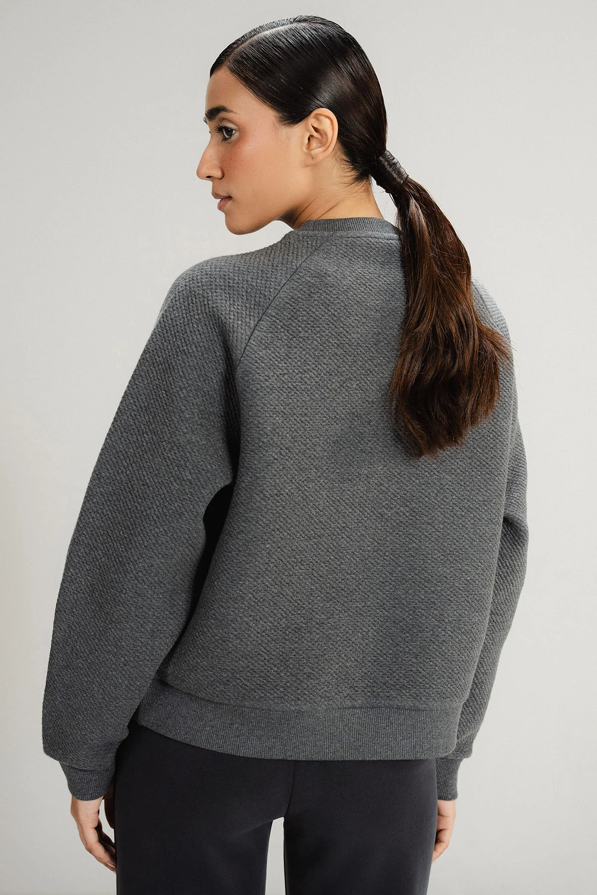 TEXTURED LUXE SWEATSHIRT - Image 5
