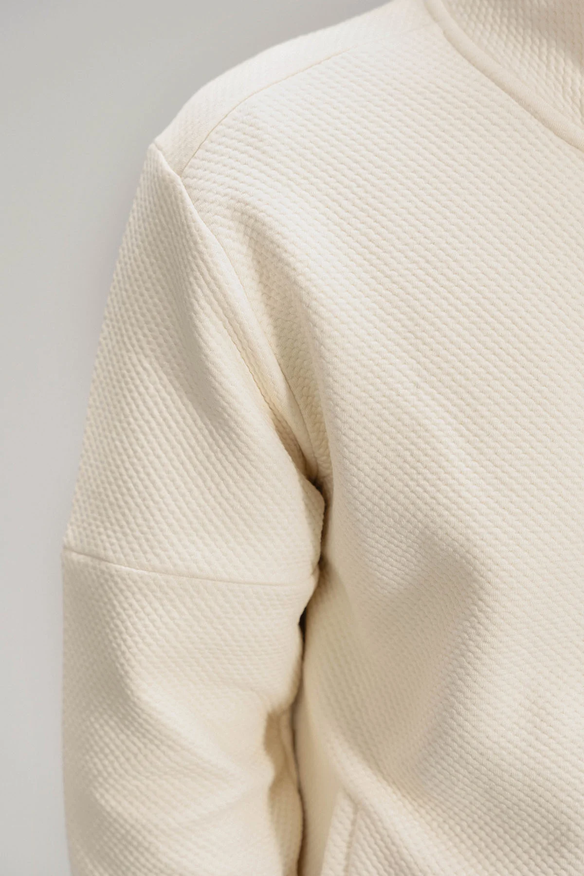 TEXTURED LUXE ZIP UP JACKET - Image 6