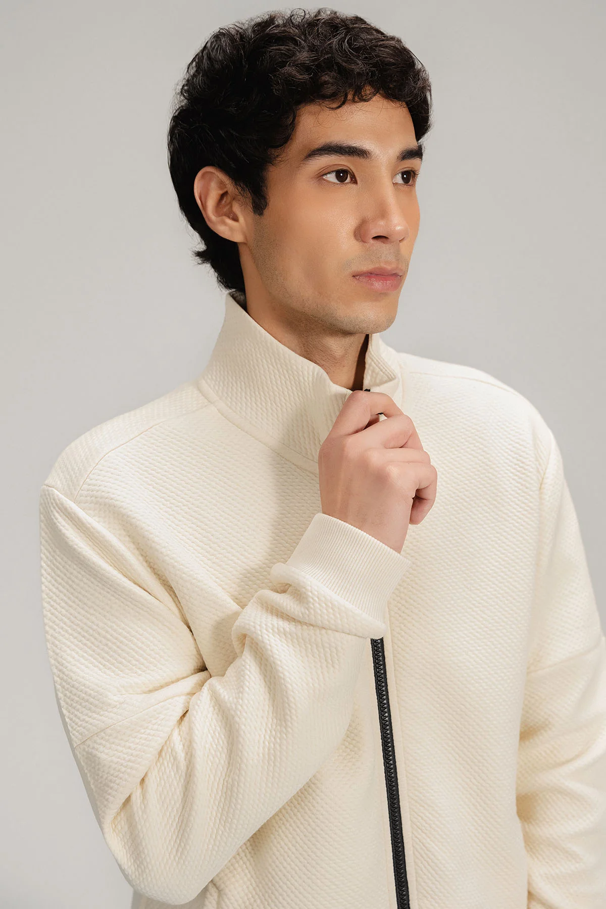 TEXTURED LUXE ZIP UP JACKET - Image 8