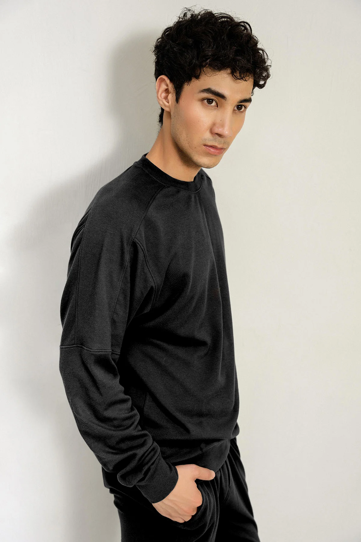 ULTRA LIGHT SWEAT - Image 3