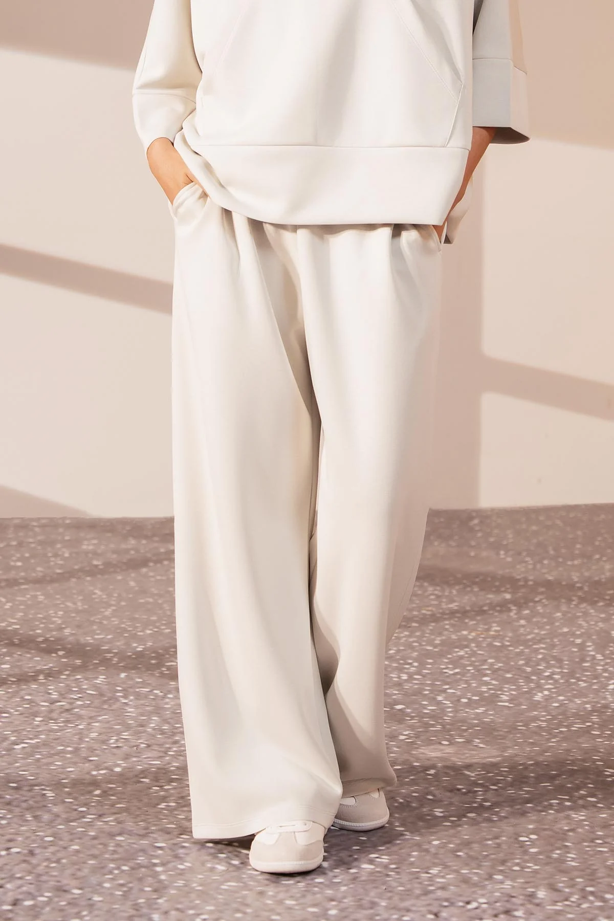 WIDE LEG RELAXED PANT WITH POCKET - CLOUDLUX LIGHT