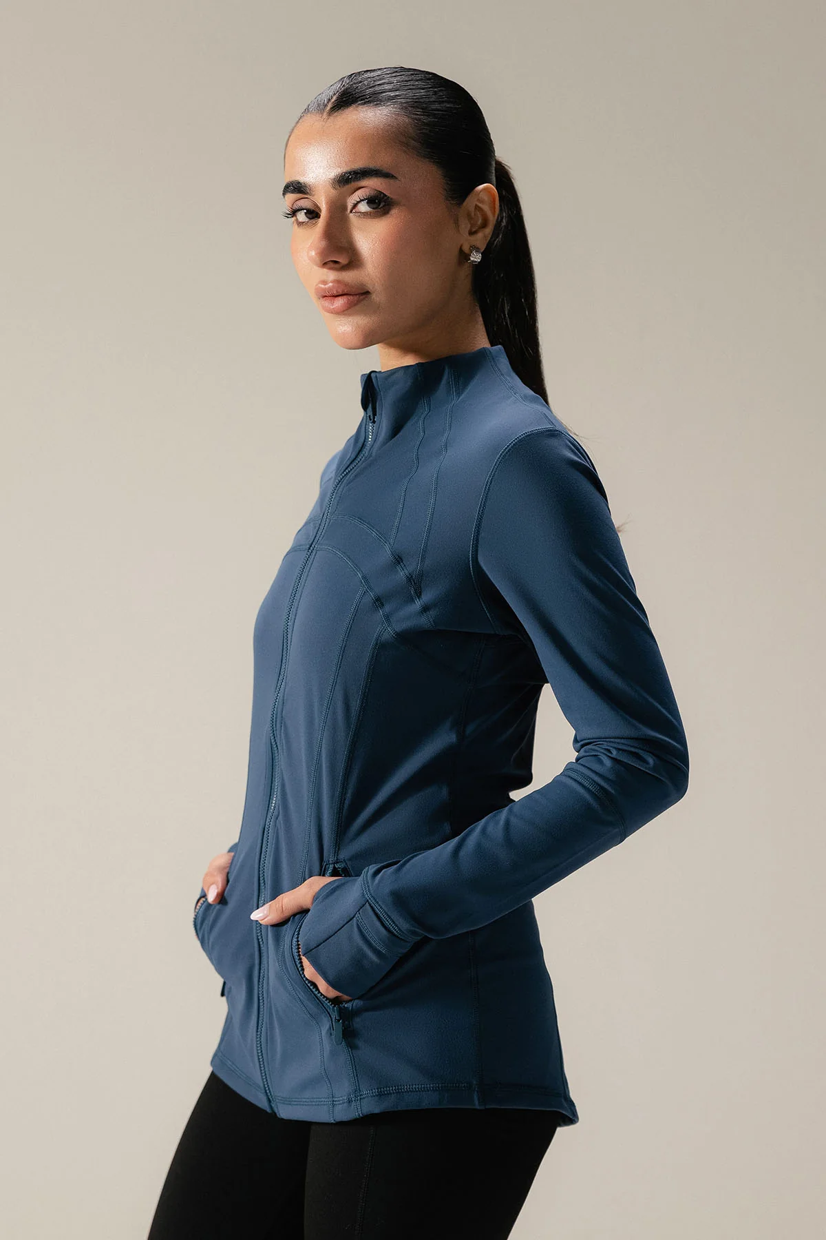 WOMEN PERFORMANCE JACKET