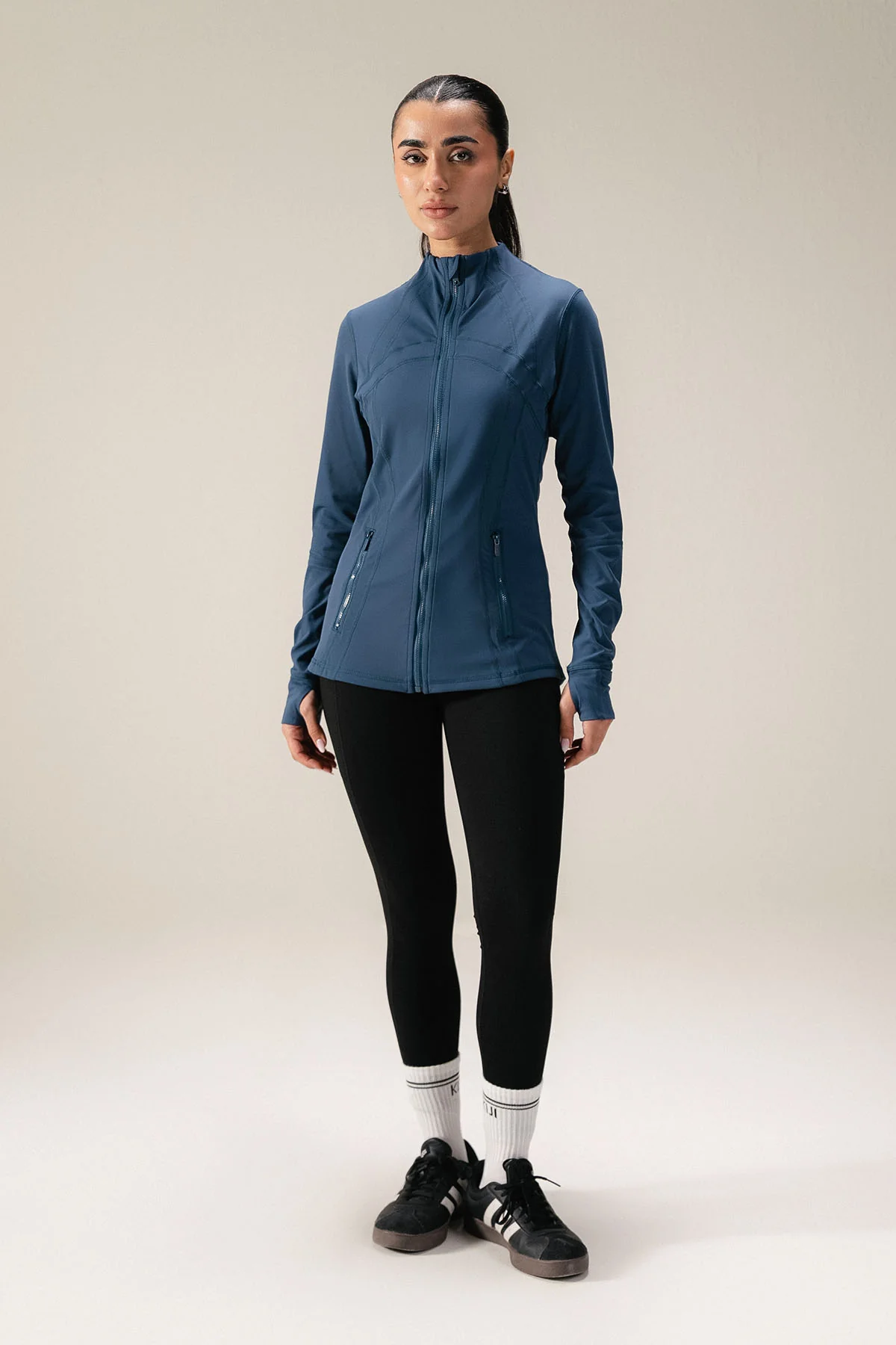 WOMEN PERFORMANCE JACKET - Image 2